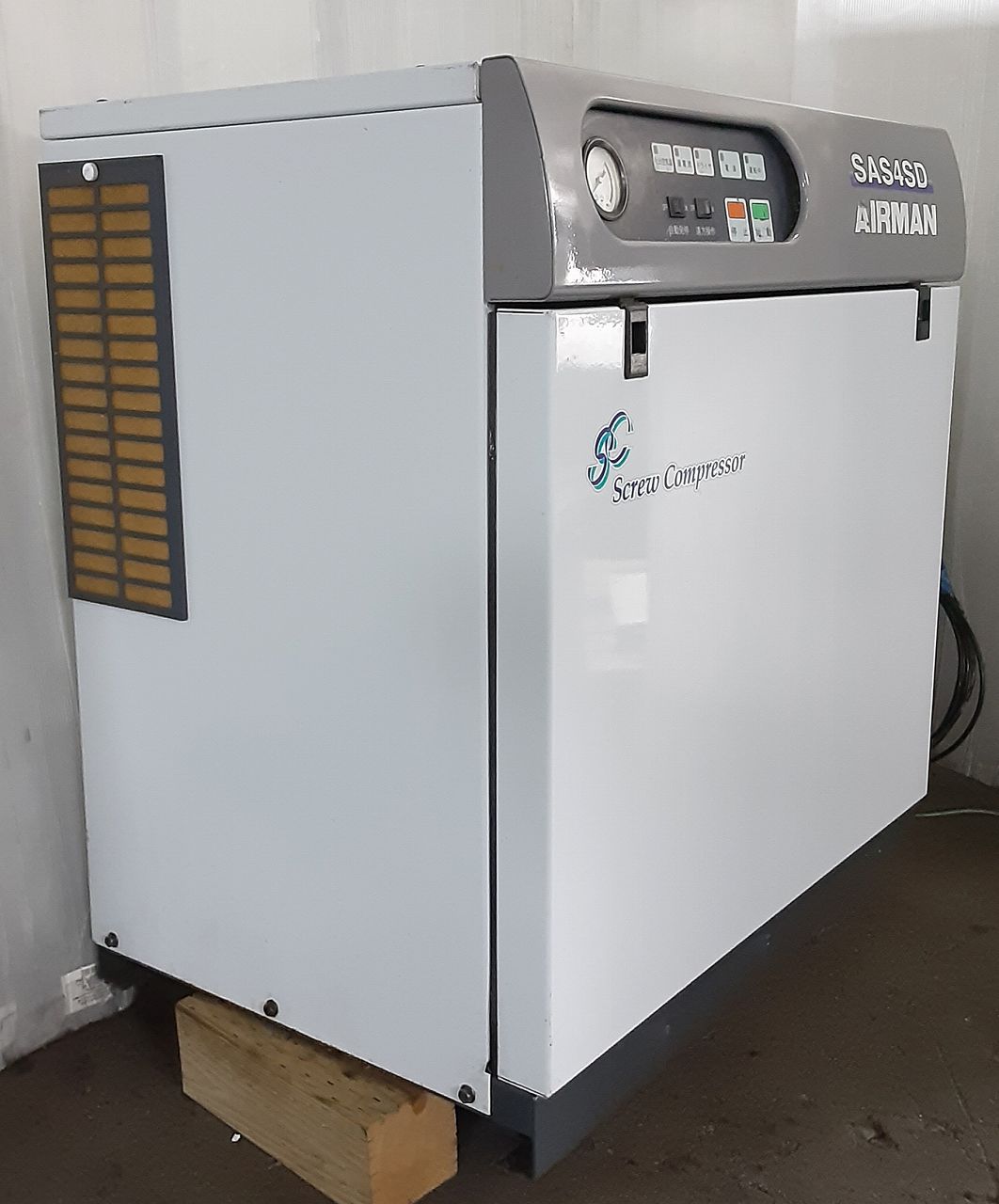 北越工業株式会社 AIRMAN SAS4SD コンプレッサー airman1-sas4sd37kw-8052