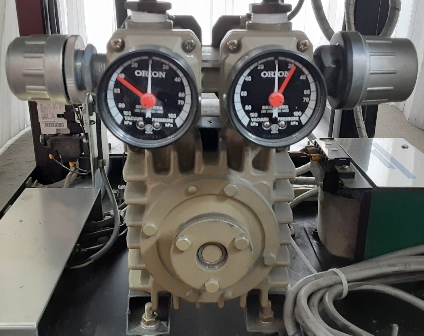 メトロテック製 MS-120 業務用自動封緘機 和封筒・洋封筒対応 長形4号~角型0号対応 metrotech1-ms120-9001