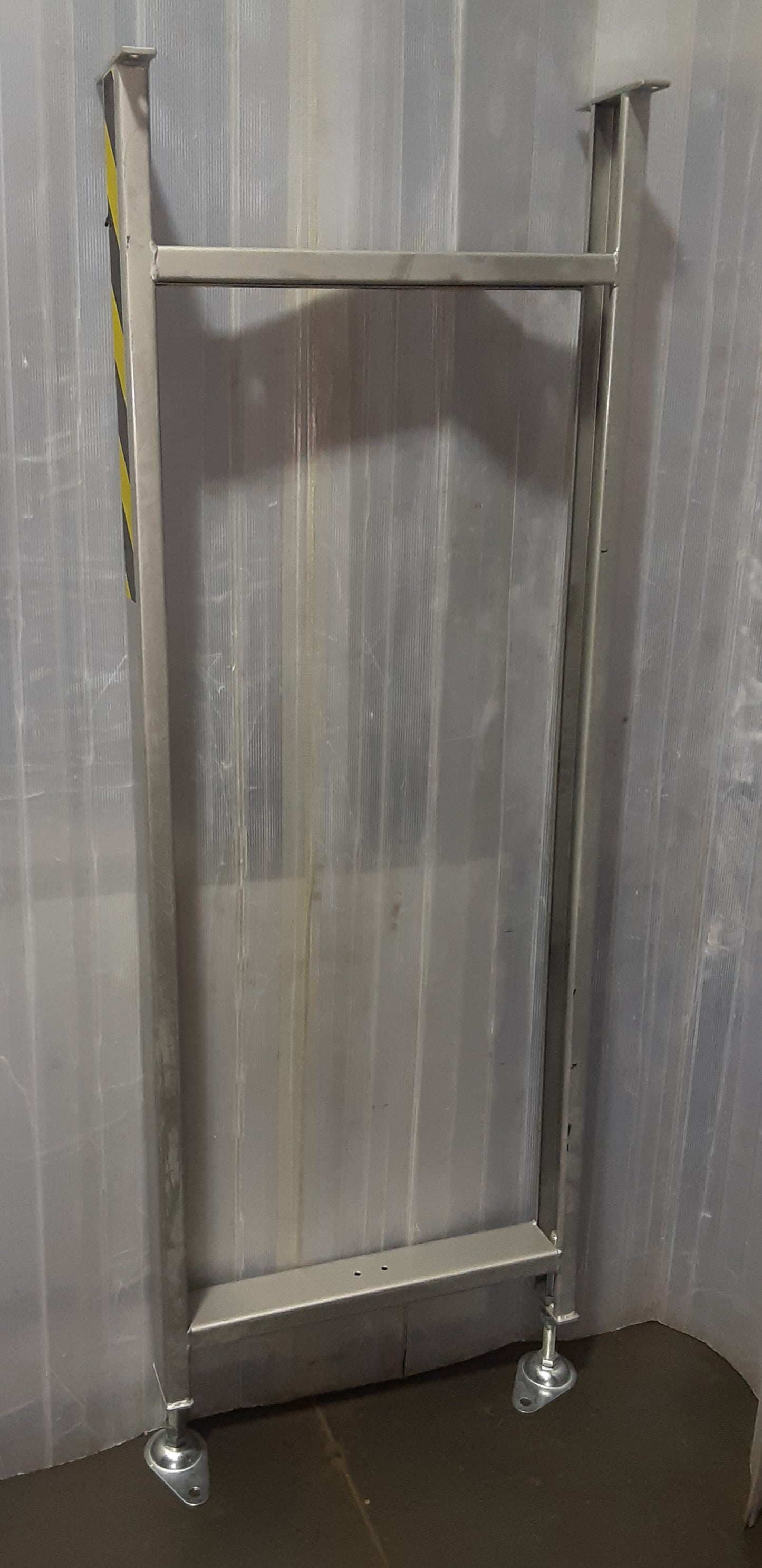 ローラーコンベヤ用スタンド 脚台 固定脚 (525×130×1450mm) rollerconveyer5251301450mm-0005