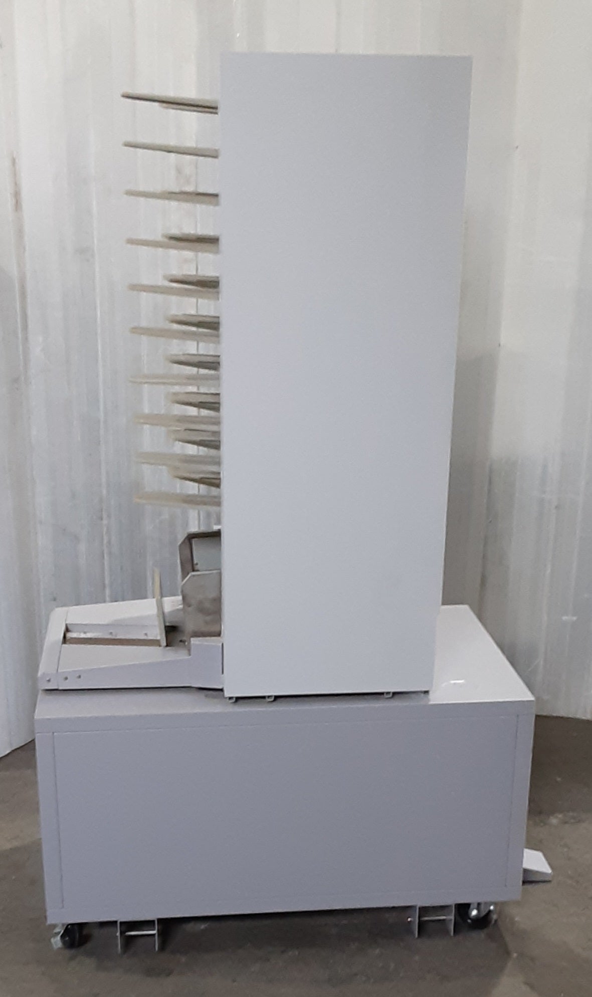 リソー TC3100 コロ式卓上丁合機 riso1-tc3100-4001
