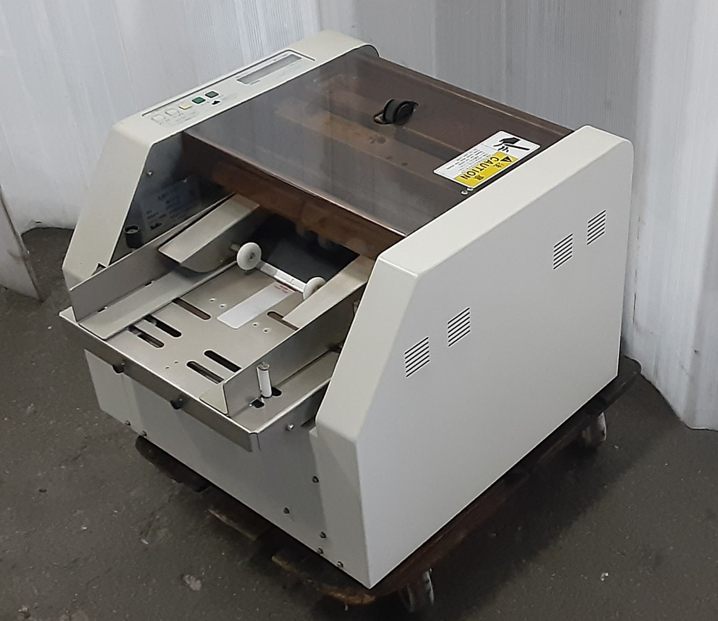 岩通,上田トーコー製 名刺カッター きりっ子 SK-21M A4ワイド〜B6まで対応 iwatsu1-sk21m-6001