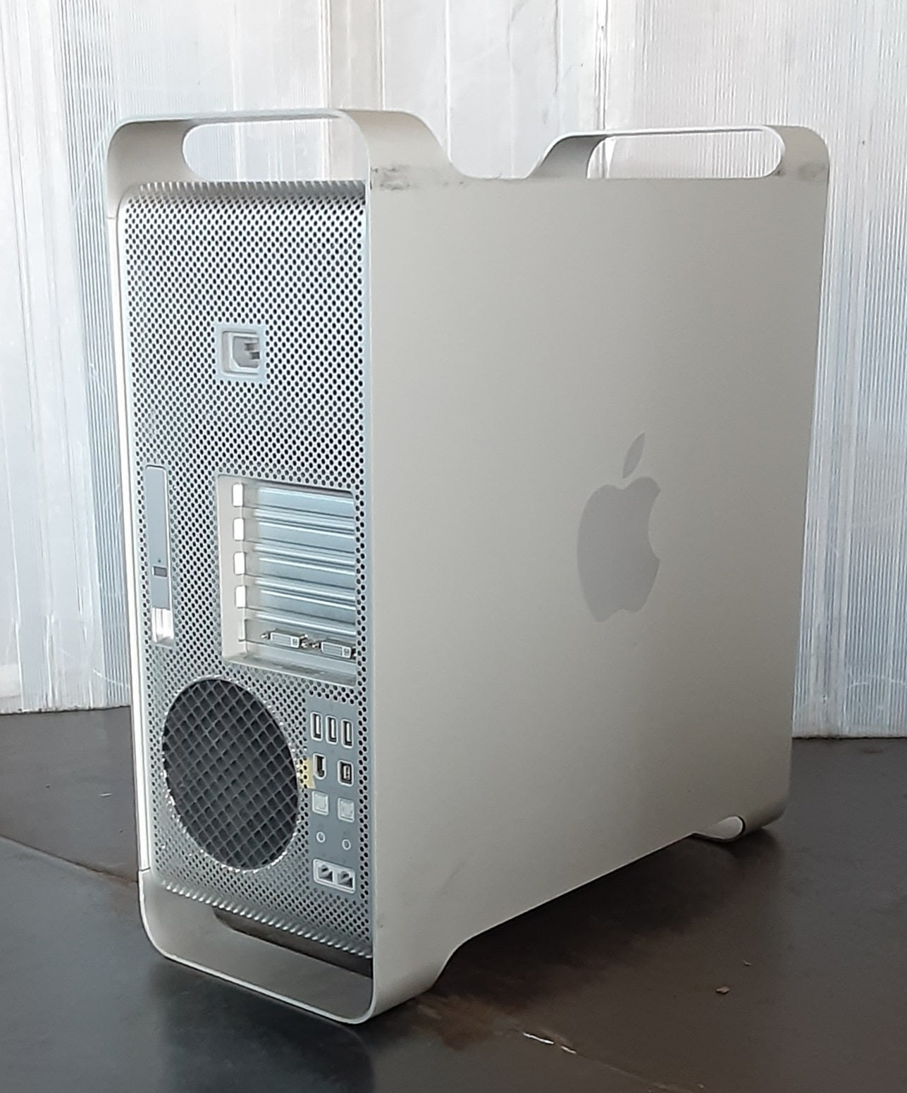 アップル(Apple)製 MacPro /2.66QX/2X512/7300GT/500/SD パソコン DTP用 apple1-macpro266qx2x5127300gt500sd-1001