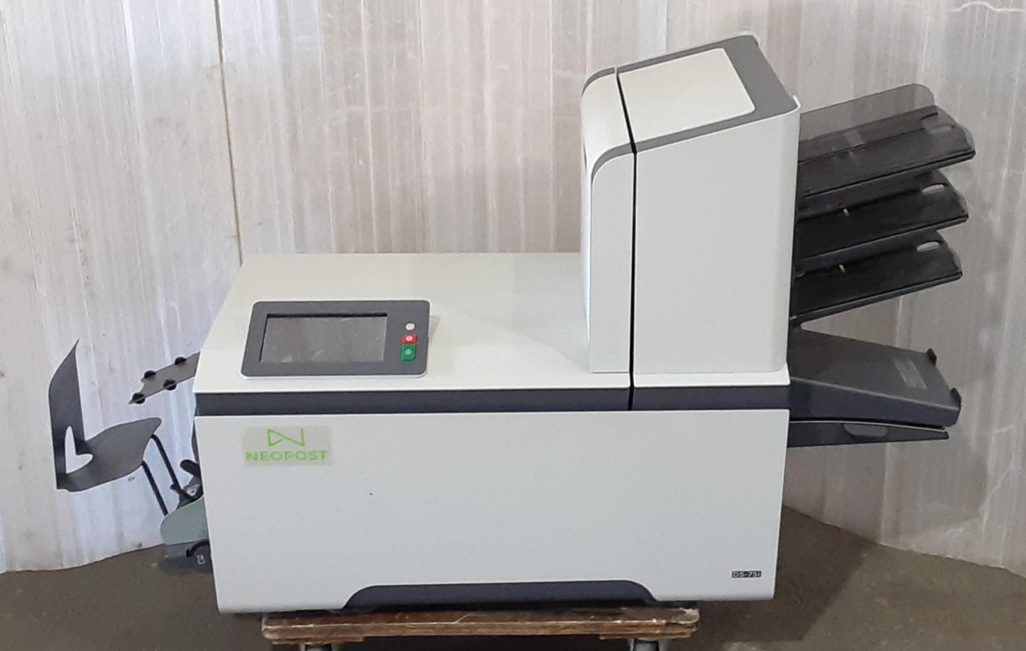 ネオポスト製 封入封かん機 DS-75i Specialモデル 丁合3段 中規模オフィス quadient1-ds75i-4001