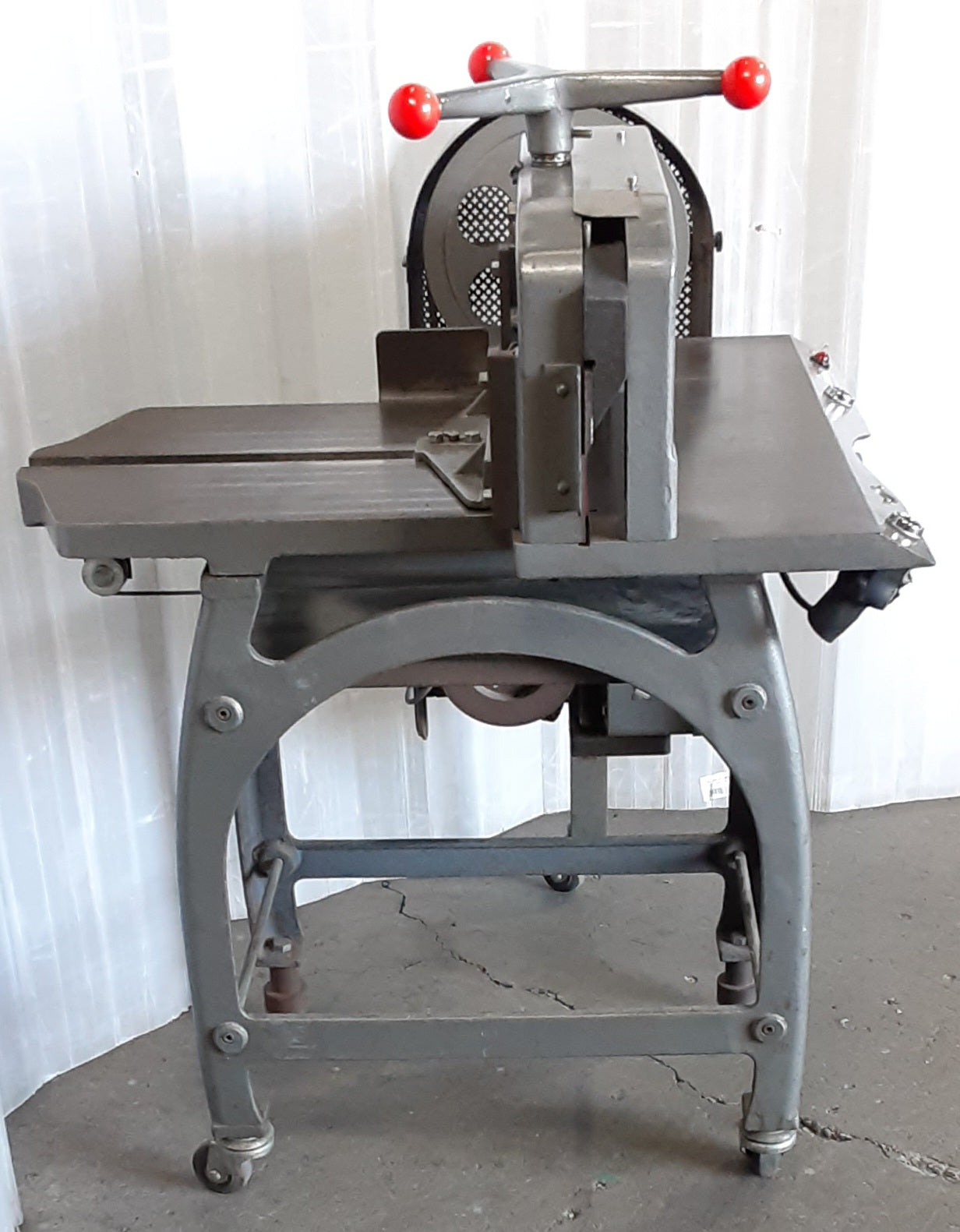 六合製作所製 小型電動断裁機 ROKUGO430 100V電源,断裁幅430mm(A3対応) rokugo-rokugo430-1001
