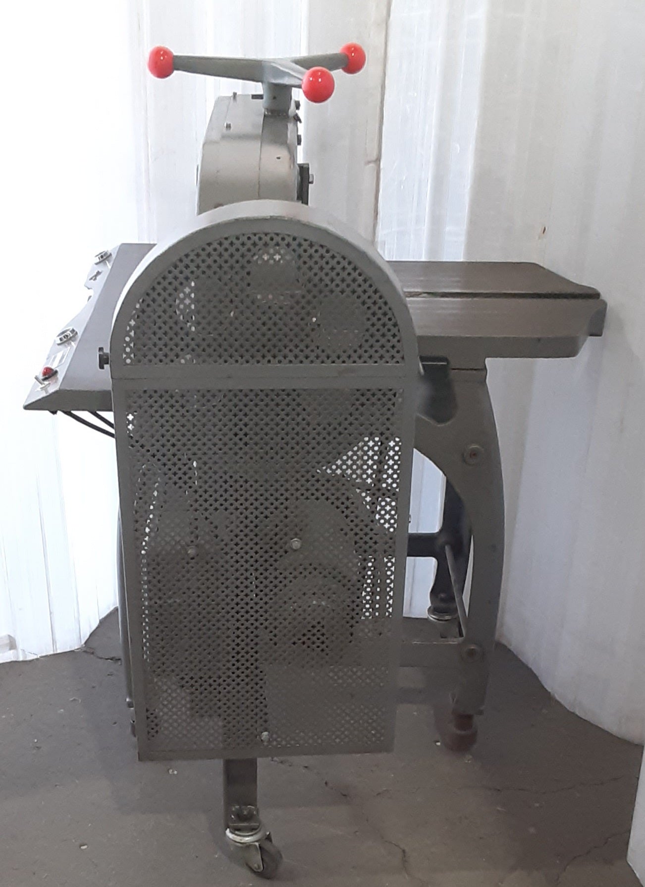 六合製作所製 小型電動断裁機 ROKUGO430 100V電源,断裁幅430mm(A3対応) rokugo-rokugo430-1001