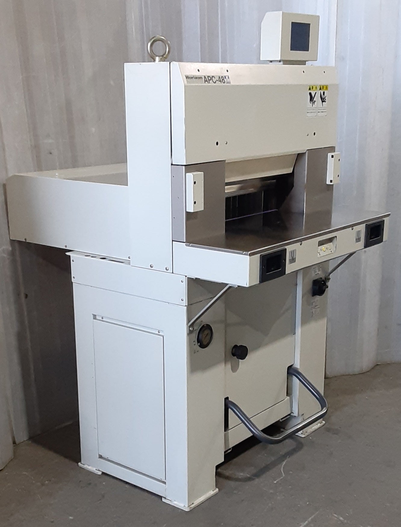 ホリゾン製 コンピュータ式 油圧断裁機 APC-48 最大断裁幅480mm horizon1-apc48-4030