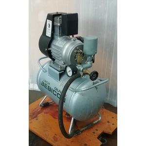 エアーコンプレッサー オイルフリーベビコン(BEBICON) 0.2OP-5T 無給油式,圧力開閉器式,全容積12L 日立(HITACHI)製