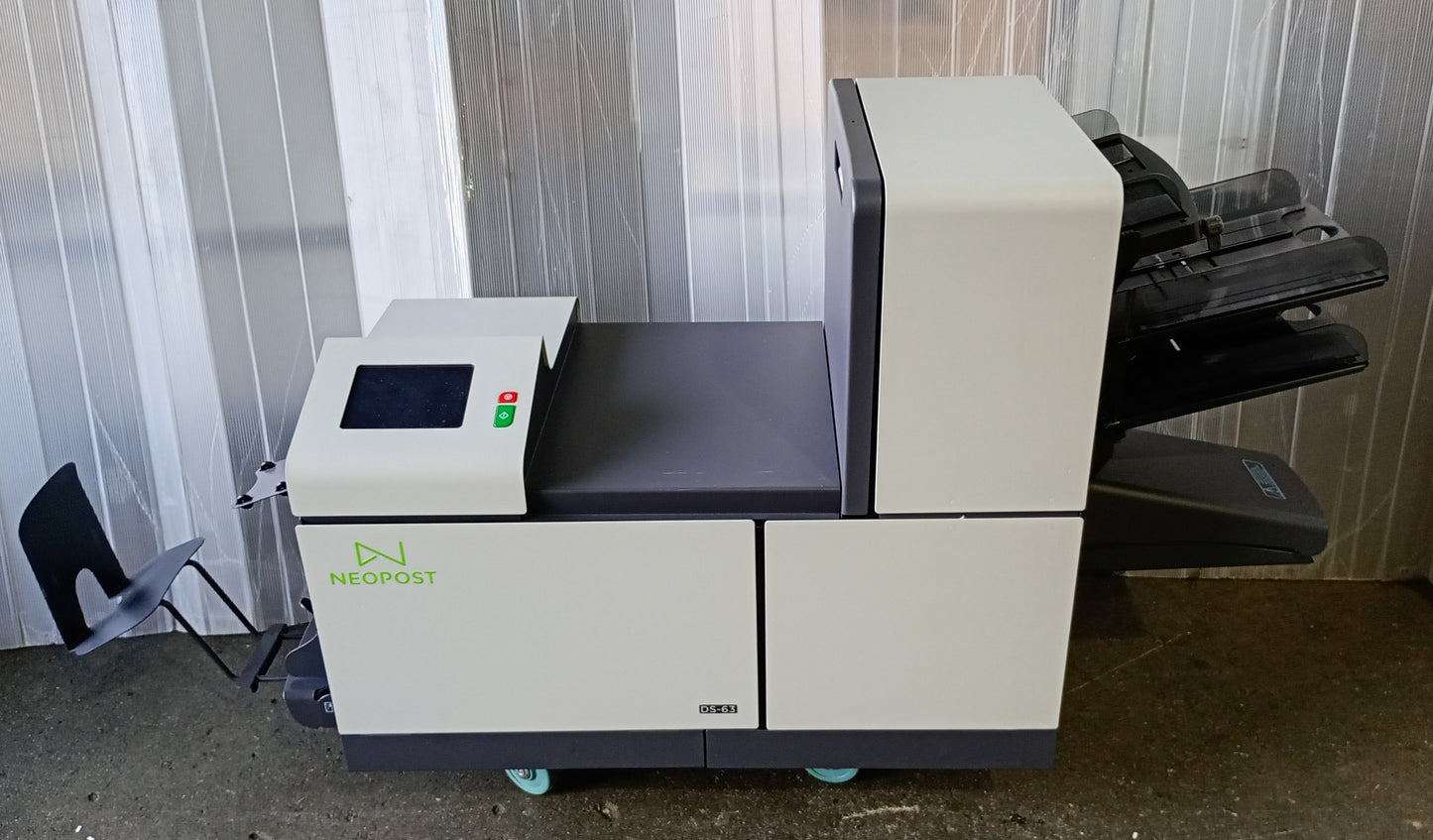 ネオポスト(クアディエント) DS-63 封入封かん機 neopost1-ds63-6001