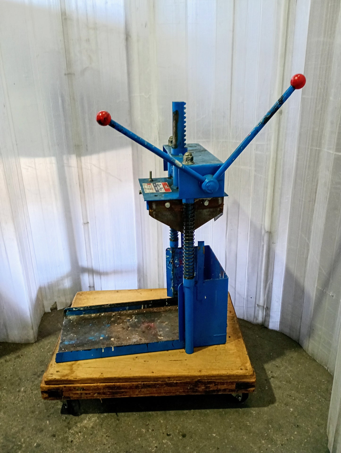 明治機械製作所 カンパックス CPH-18 手動式廃缶処理機 meijikikaiseisakujo1-cph18-7142