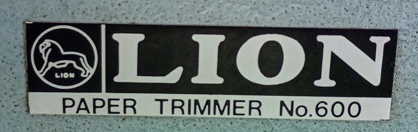 ライオン paper trimmer No.600 卓上断裁機 lionjimuki1-papertrimmerno600-1021