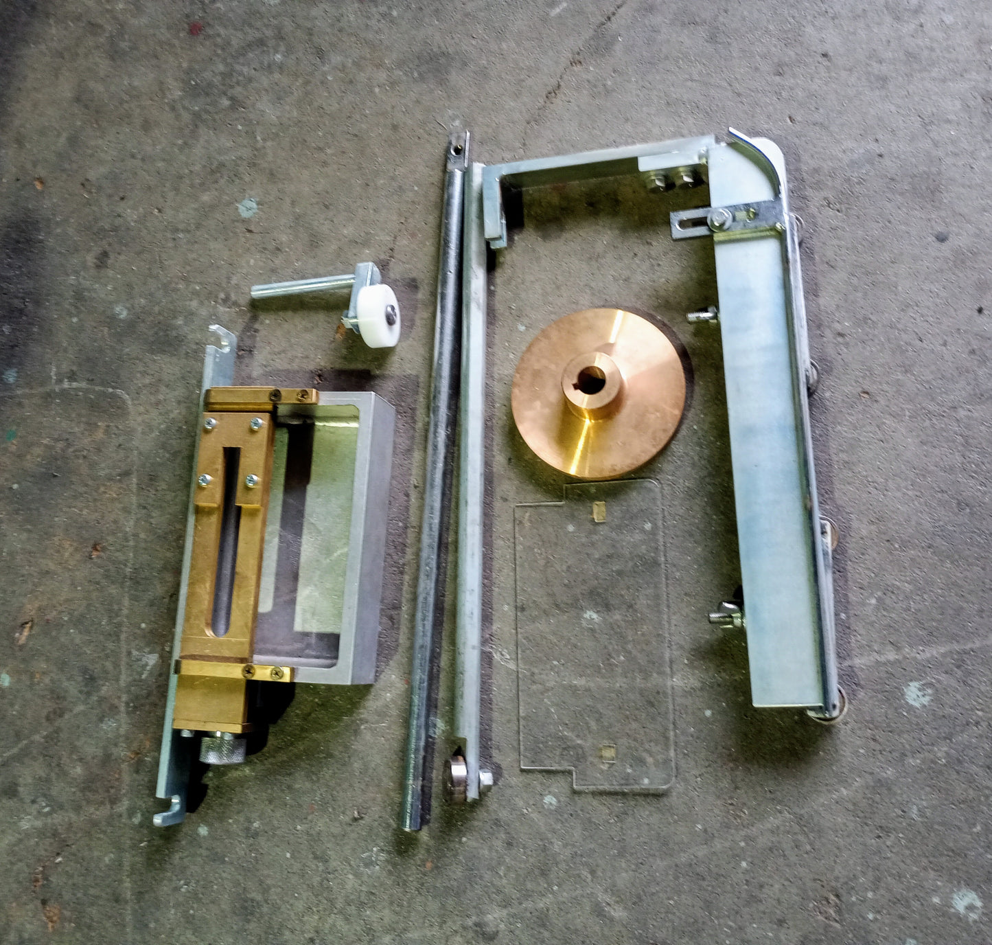 三慶精機制作所 1100型 サイド貼りセミオートグルア sankeiseiki-g1100-5001