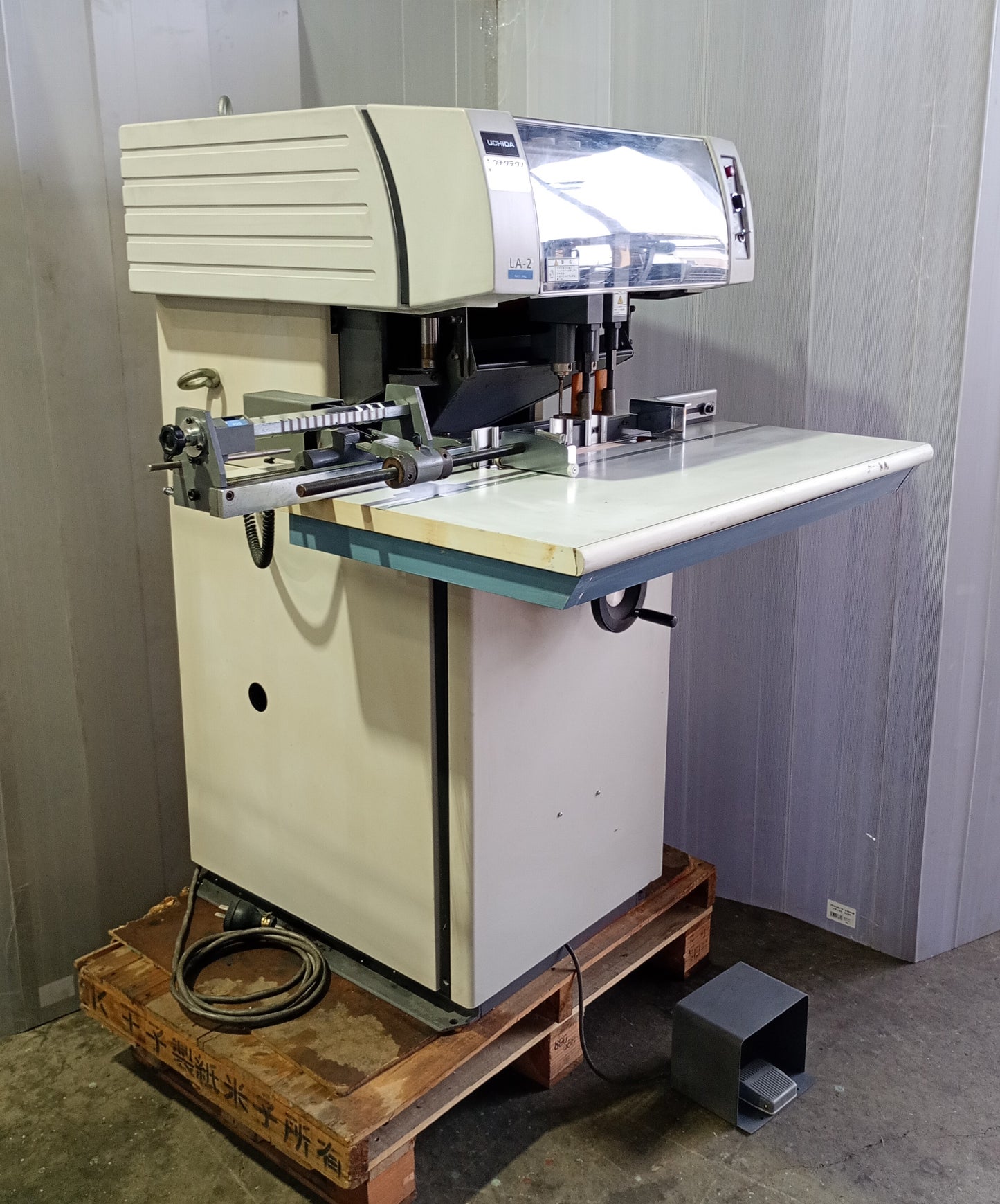 ウチダ LA-2 穿孔機 2穴ドリル uchidatechno1-la2-1001