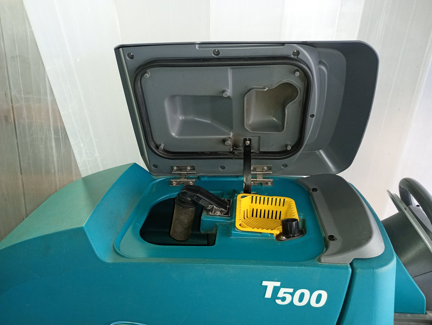 テナント T500-800-D 歩行型フロアスクラバー tennant1-t500-7001