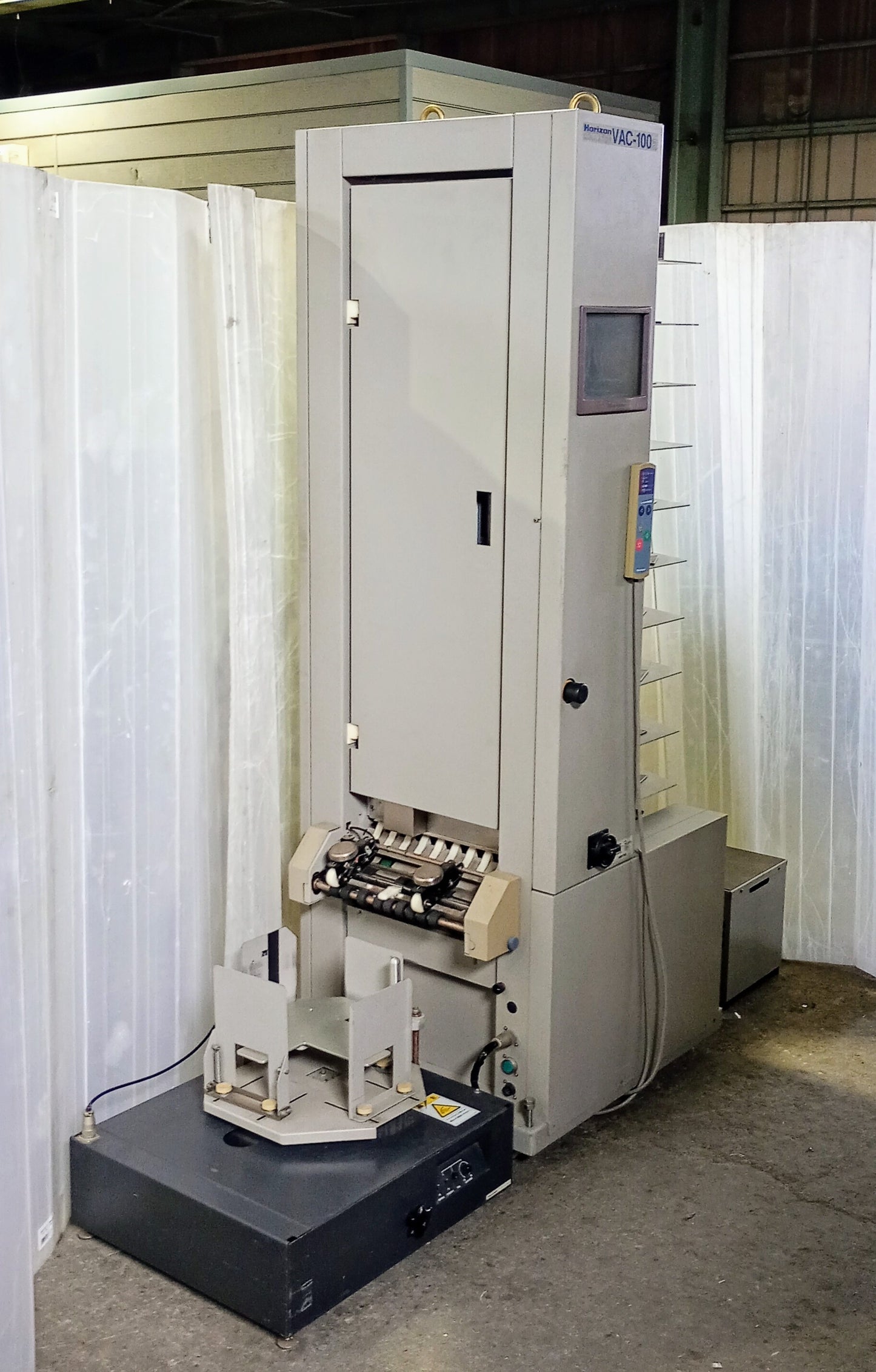 ホリゾン VAC-100 エア式丁合機 1タワー+クロススタッカー horizon1-vac100-28001