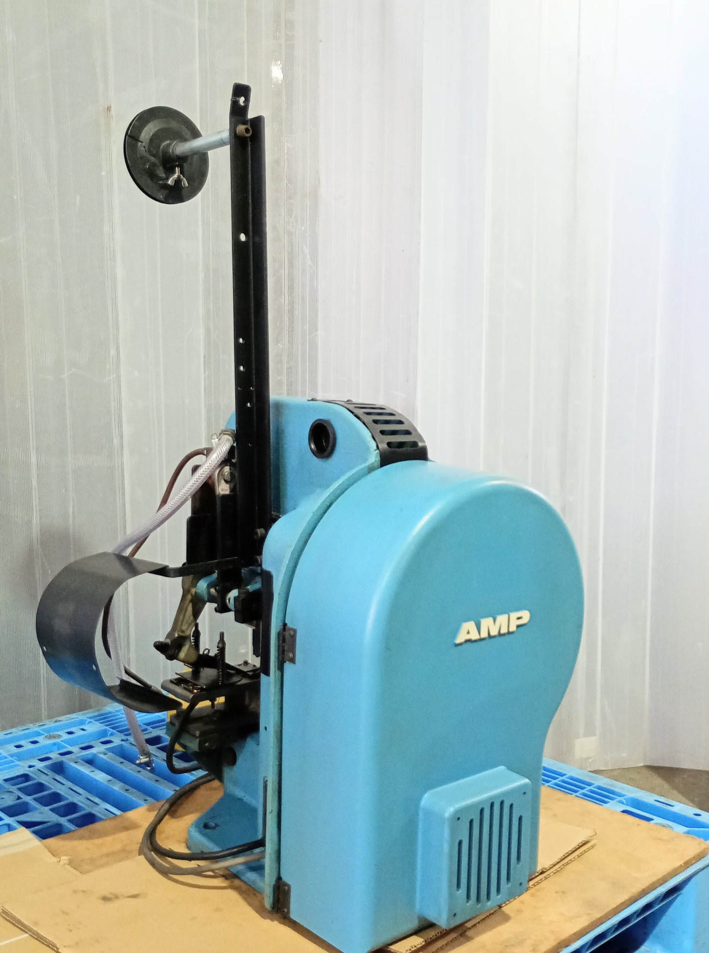 日本エー・エム・ピー モデル J2・CM-022 アンプレクトリック端子圧着機 amp-j2cm022-5022