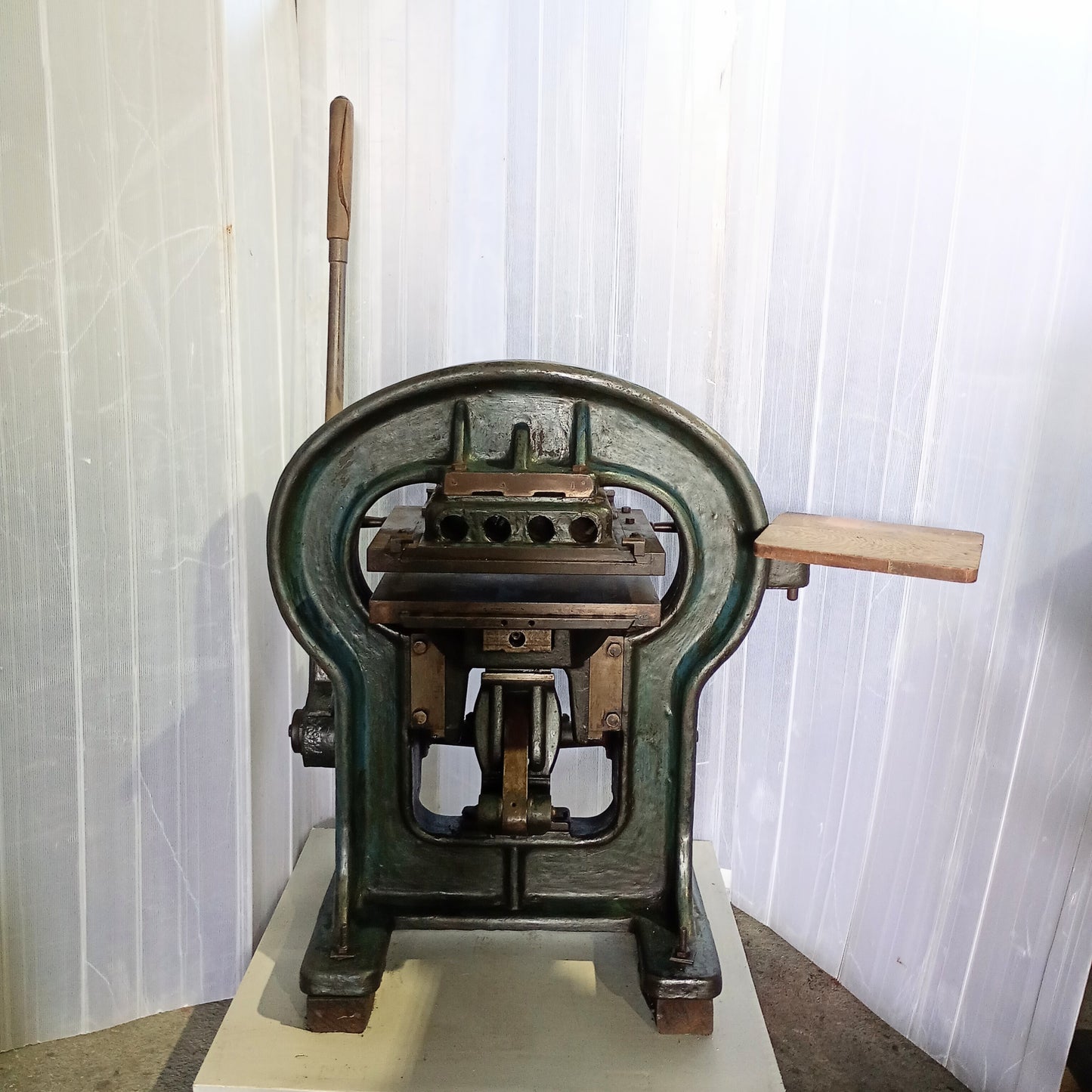 竹屋機械工業 手動 ダルマプレス機 takeyakikaikogyo1-420x360press-7001