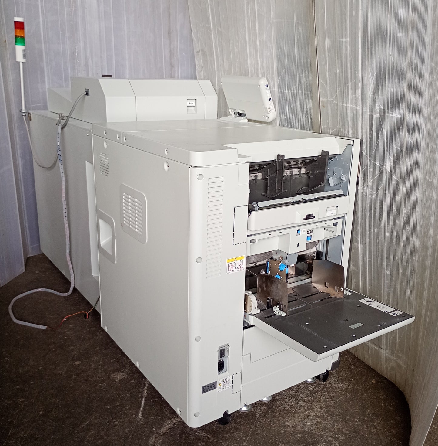 リソー オルフィス ORPHIS GD9630 オンデマンド印刷機+くるみ製本フィニッシャーII付 riso1-gd9630ii-7001