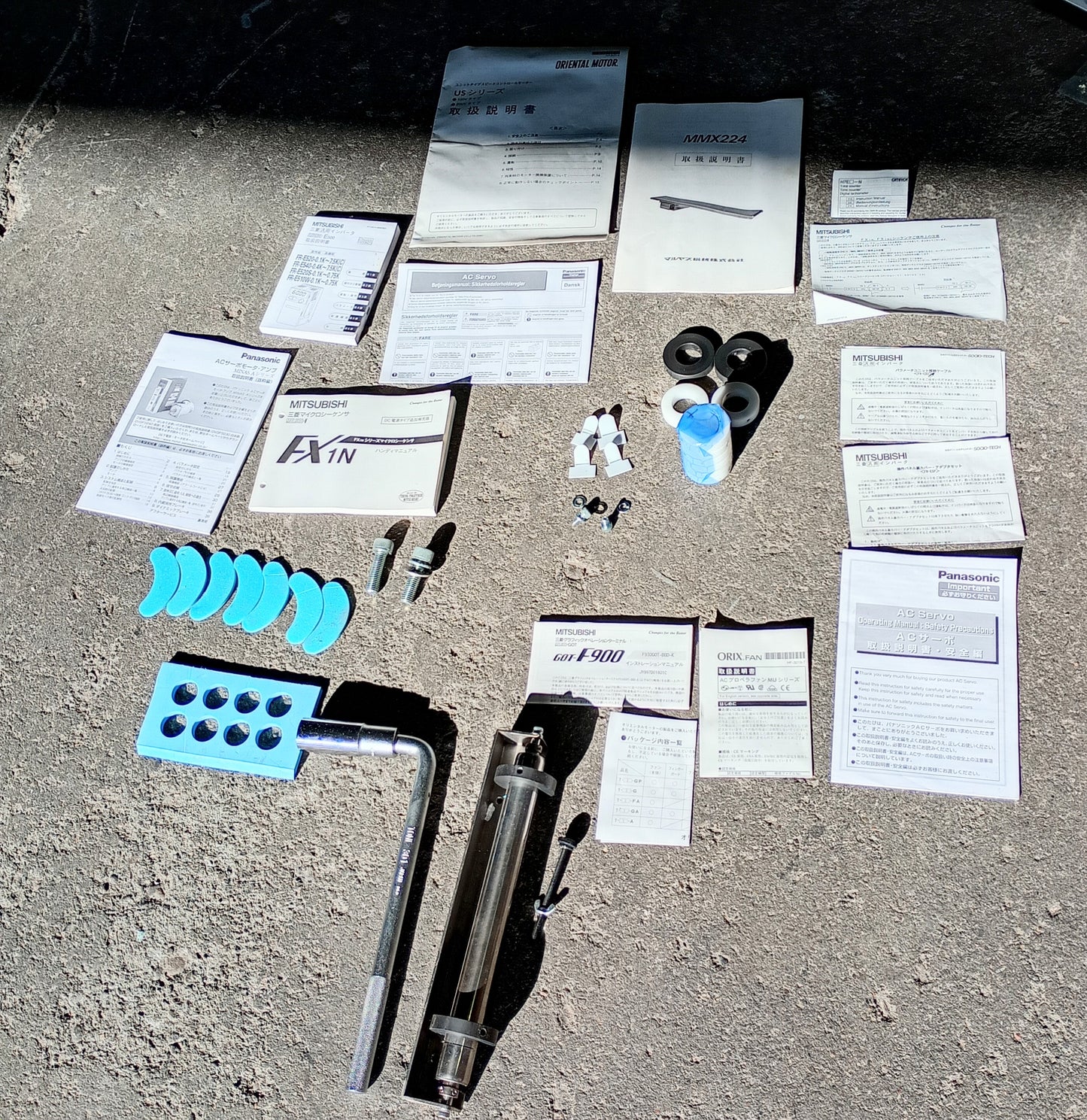 富士商工マシナリー UDP-3000 フィルム打ち抜き連続プレス fujishokomachinery-udp3000-8001