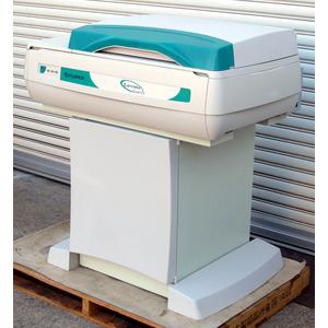 (本体のみ・通電確認済) フラッドベッド型カラースキャナ Lanovia Quattro(ラノビア クワトロ) A3ワイド対応 富士フィルム(FUJIFILM)製