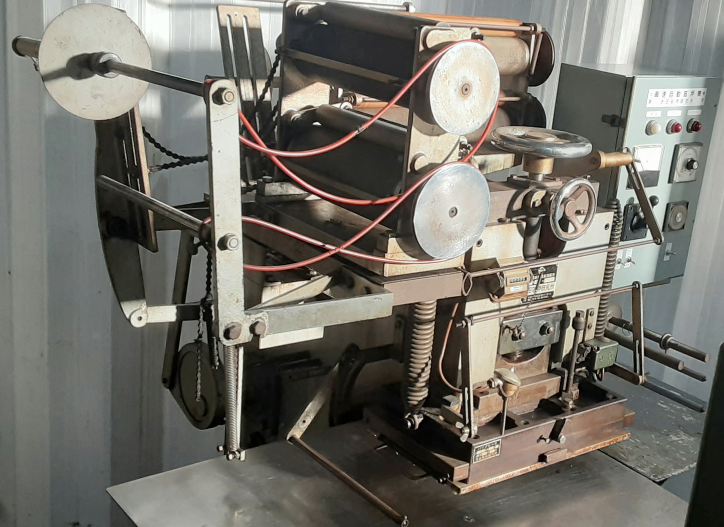 池田箔押研究所 箔押し機 熱板サイズ500×300mm 3馬力 ikedahakuoshi1-foilstampingmachine300x500mm-5734