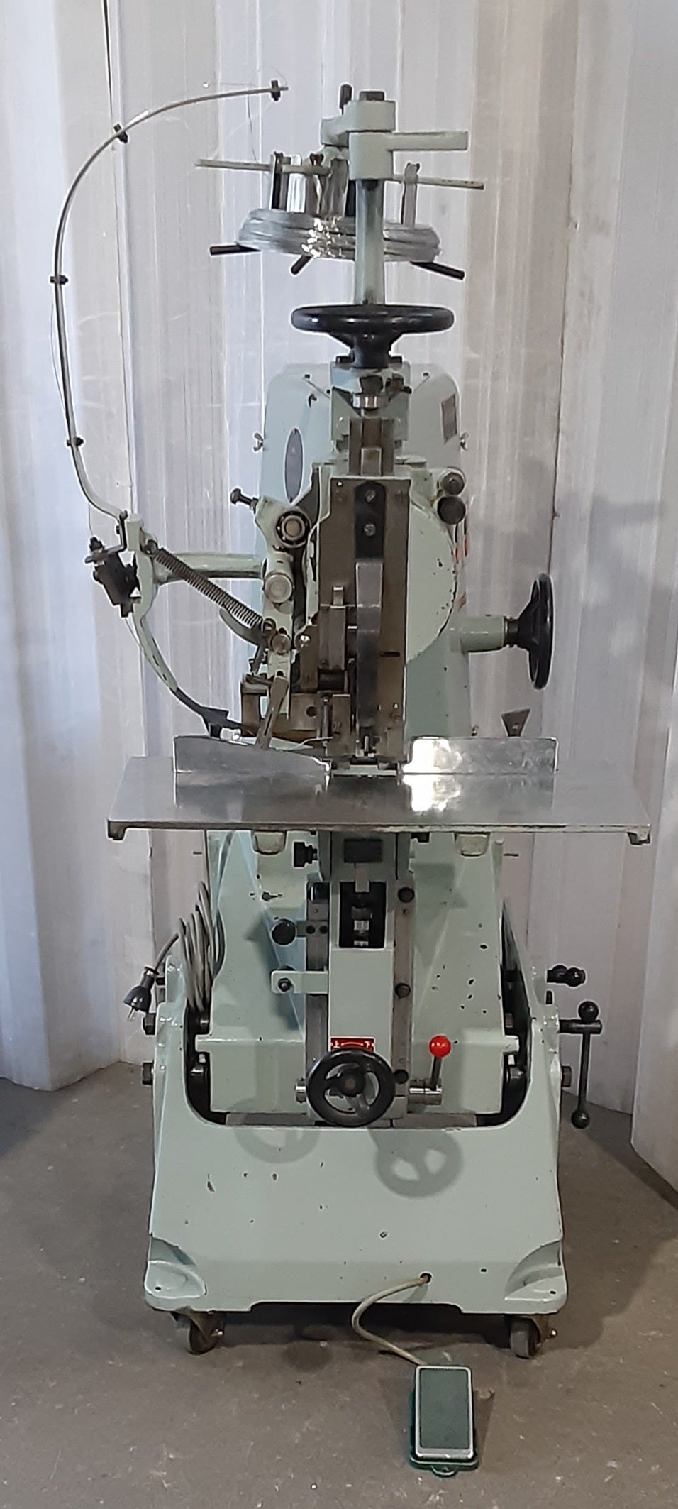 丸山製作所製 電動 針金綴じ機(有線綴じ機,平綴じ機,ステッチャー) maruyama1-11head-5001