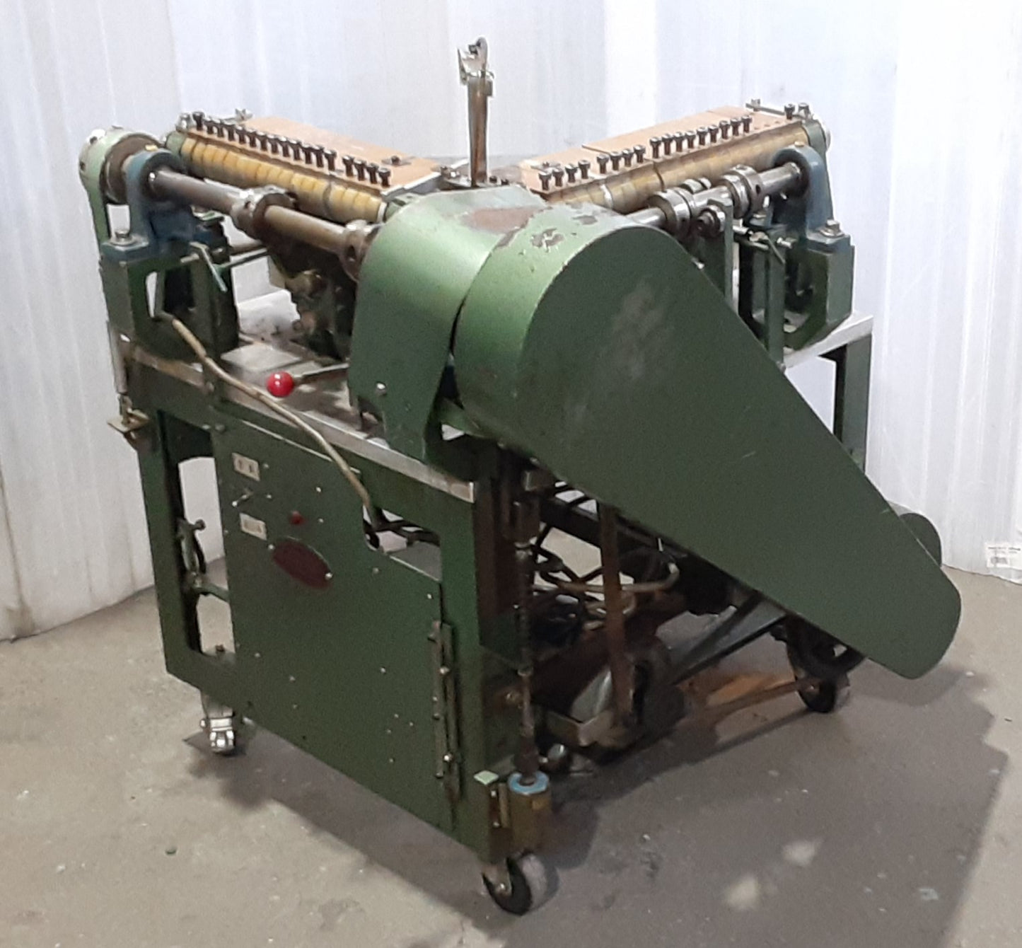 【商談中】高間鉄工 折込機(貼り箱用 中折り込み加工機) takama01-laminatedboxwrapper-0036