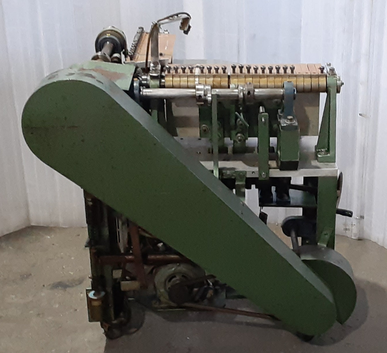 【商談中】高間鉄工 折込機(貼り箱用 中折り込み加工機) takama01-laminatedboxwrapper-0036