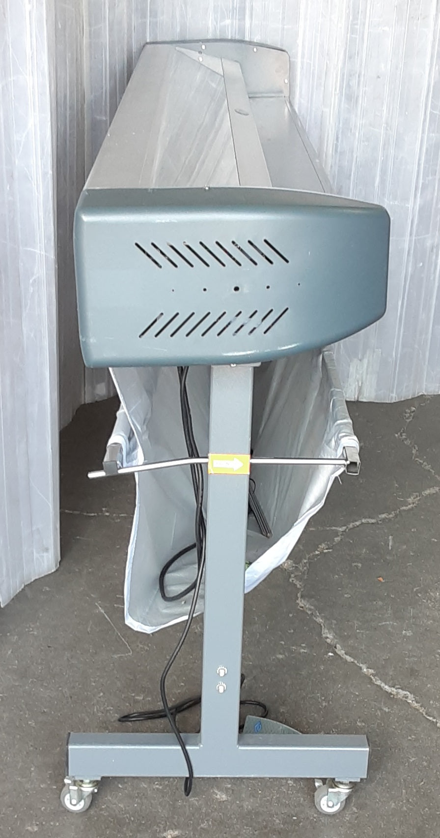 JOL(日本オフィスラミネーター)製 RET-1652 電動トリマー (カット幅1650mm) jol1-ret1652-2043