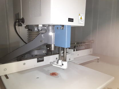 ウチダ　D-7　卓上型電動ドリル・紙工用穿孔機　uchidatechno1-d7-8001