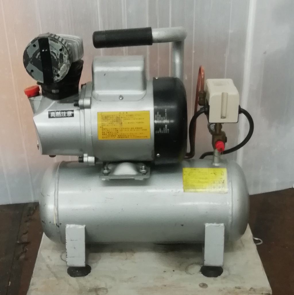 中古 ナカトミ製 エアーコンプレッサー ACP-10NC 容量10L
