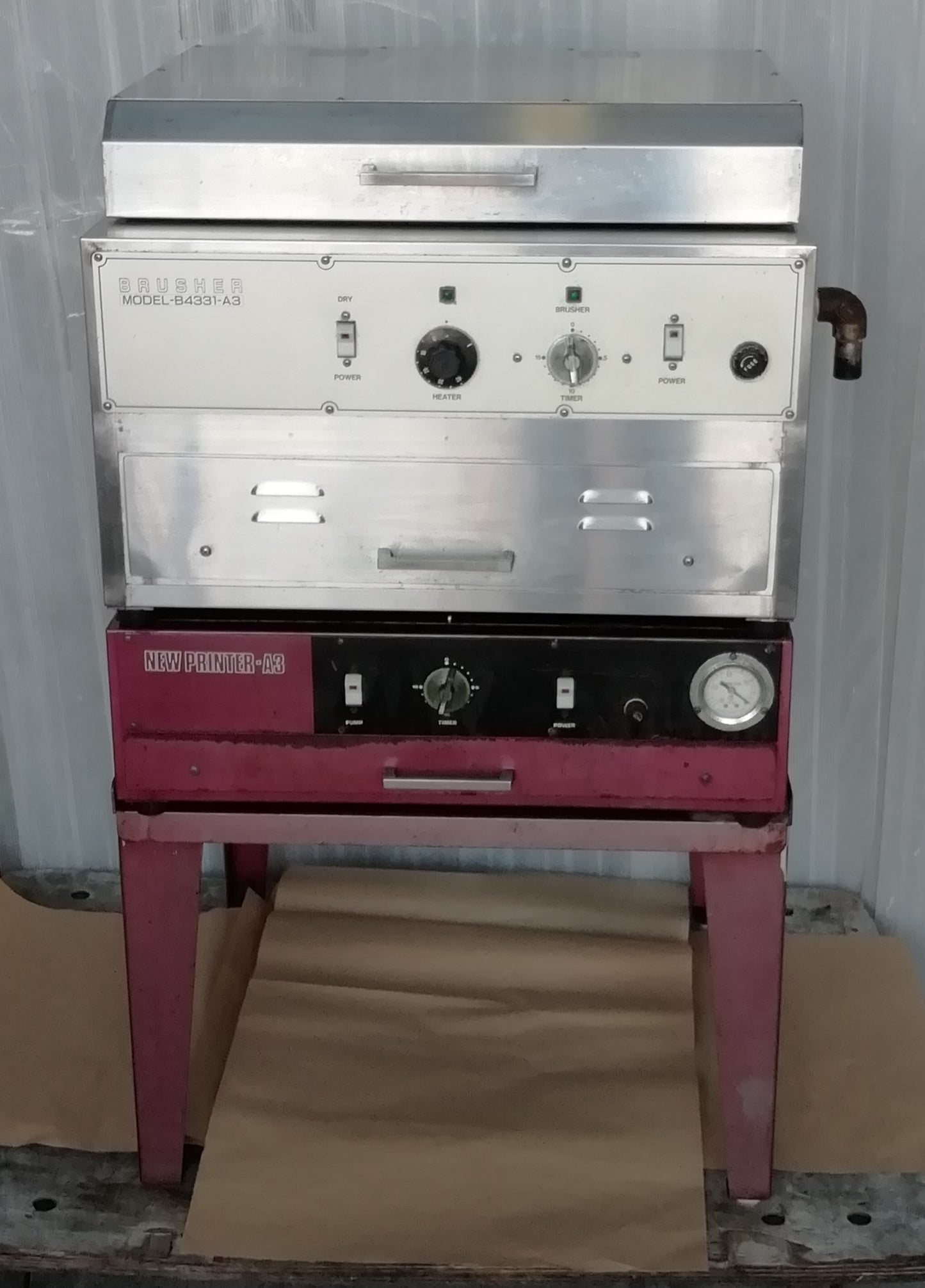 幸友社製 Brusher model B4331-A3 樹脂版製版機 縦積み型 A3サイズ対応 koyusya1-b4331a3-8001