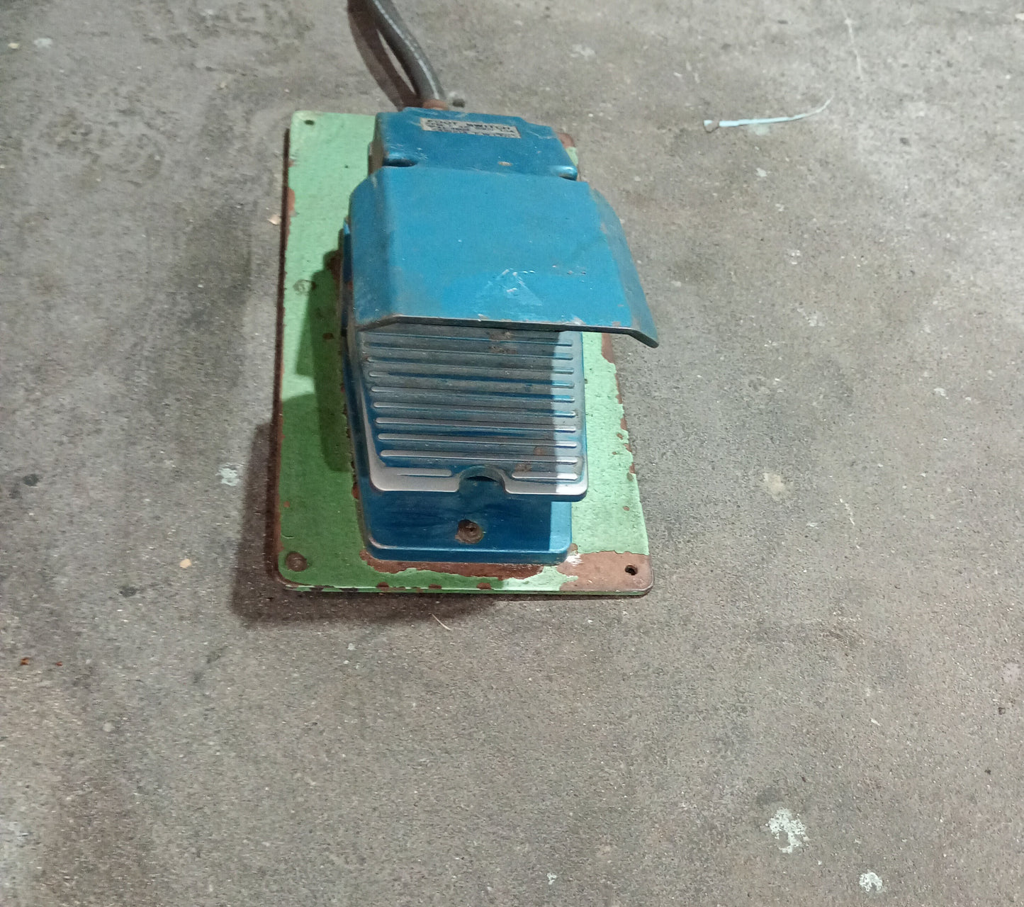 曙機械工業 OP-35 油圧プレス機 110t 範囲1100x750mm akebonokikaikogyo1-op35-4059