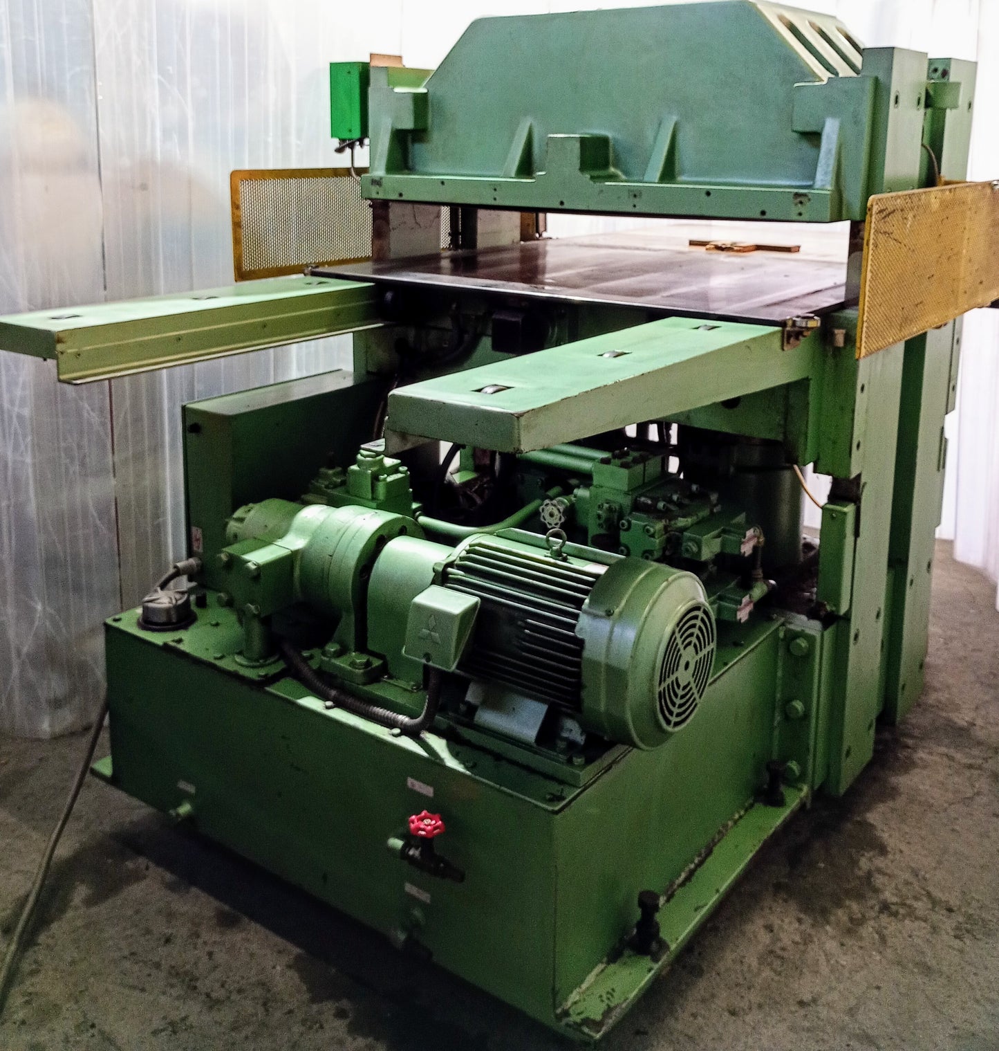 曙機械工業 OP-35 油圧プレス機 110t 範囲1100x750mm akebonokikaikogyo1-op35-4059