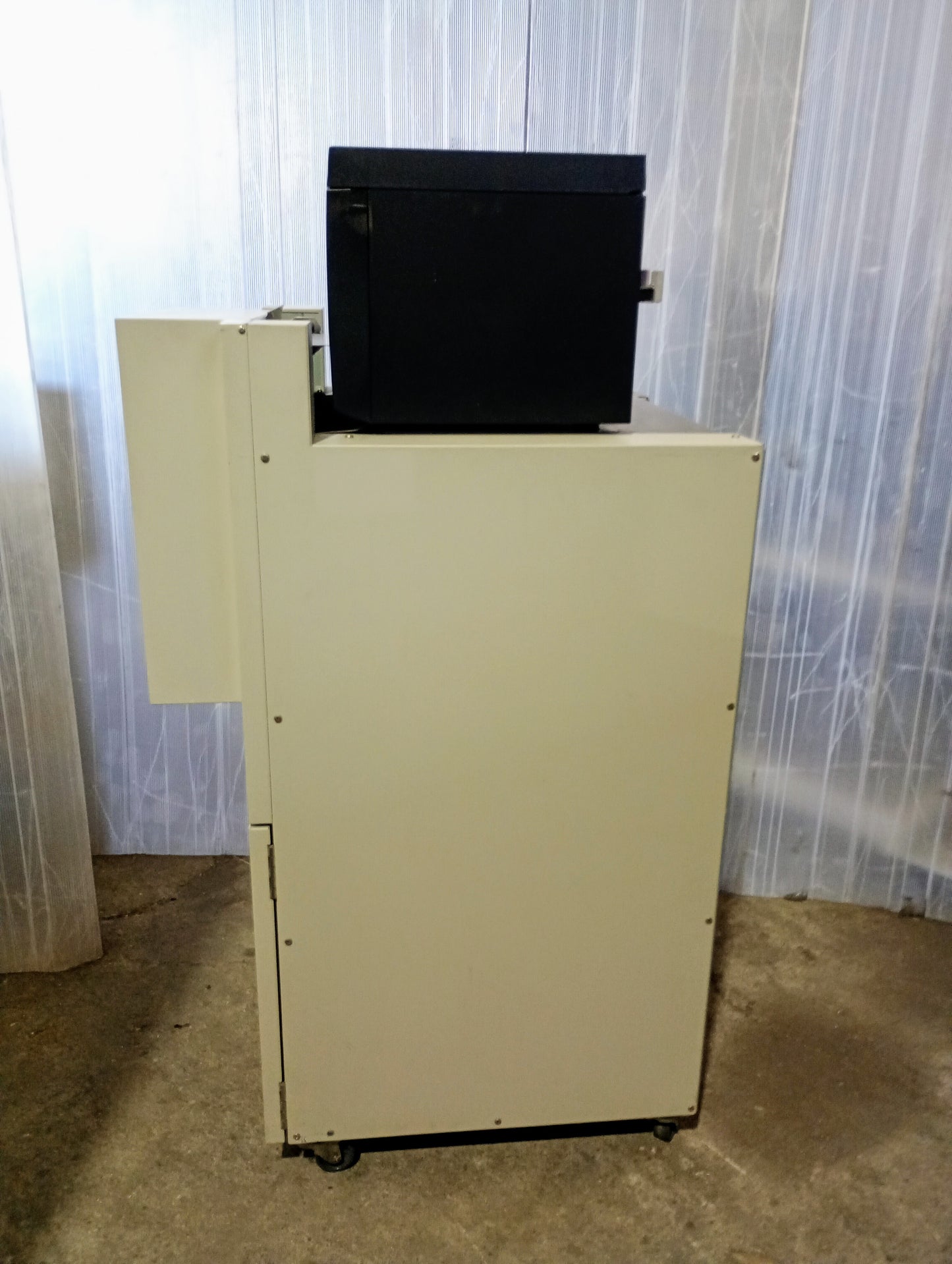 サトー　SG112T　ラベルプリンター ＋ CTS110W スタッカー sato1-sg112t-4001