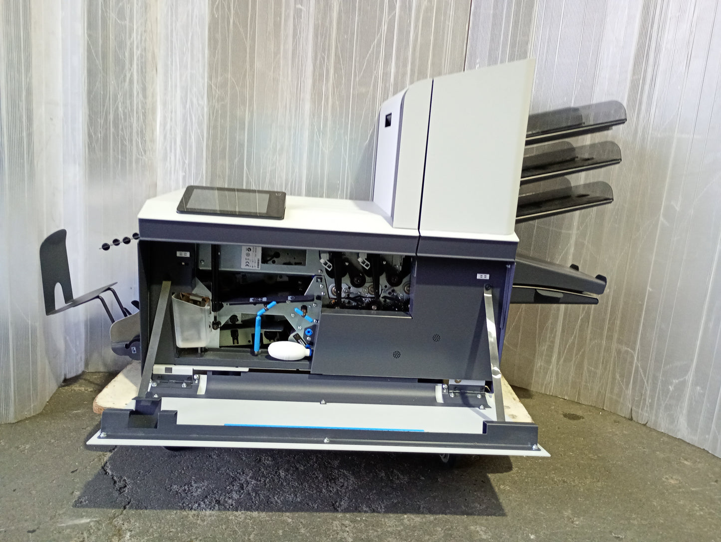 neopost 封入封かん機 DS-75i 封入機(折りから封入まで) fr-neopost1-ds75i-95001