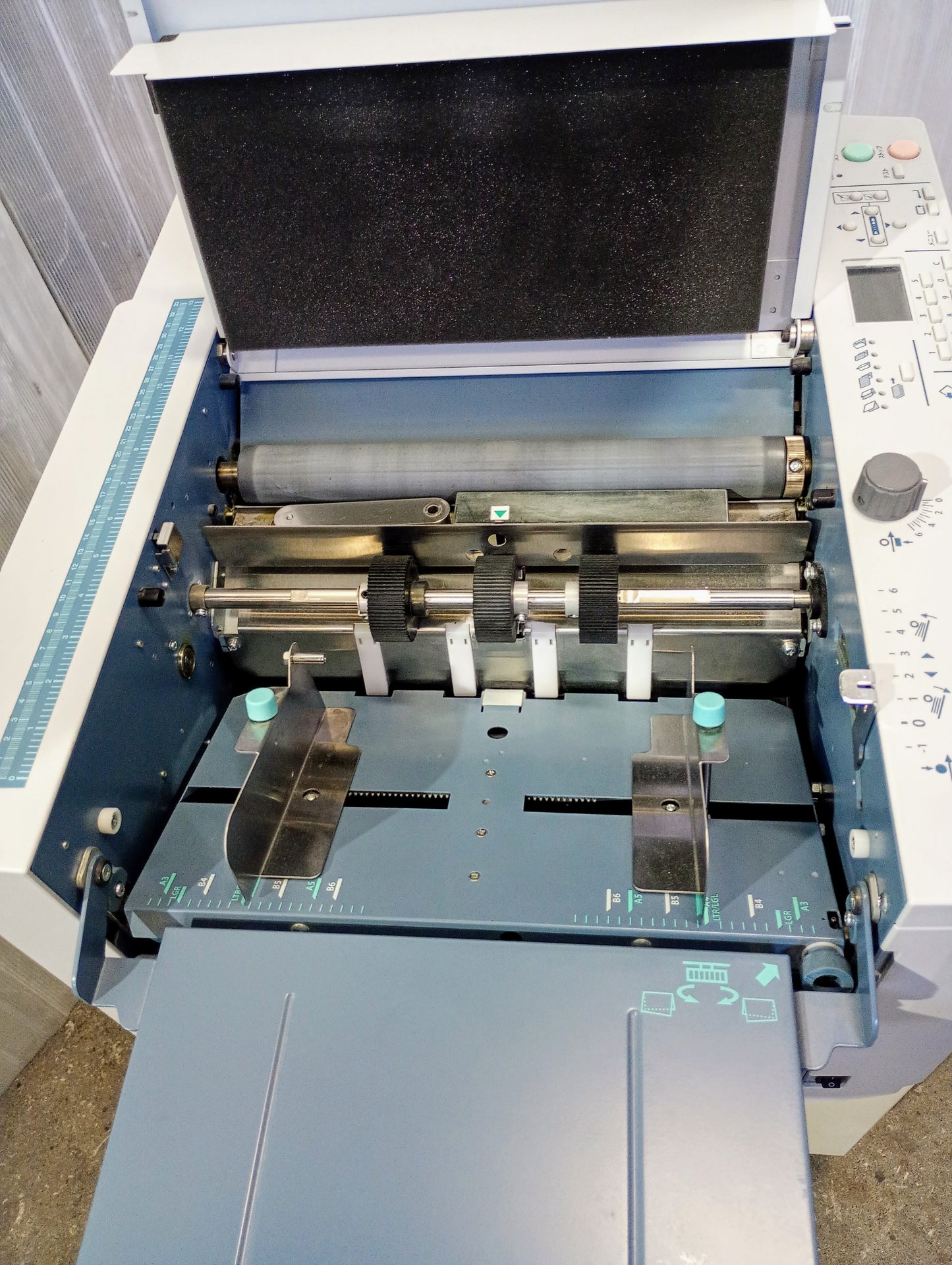 デュプロ デュプロフォルダー DF-980 卓上紙折り機 A3ノビ対応 duplo1-df980-16001