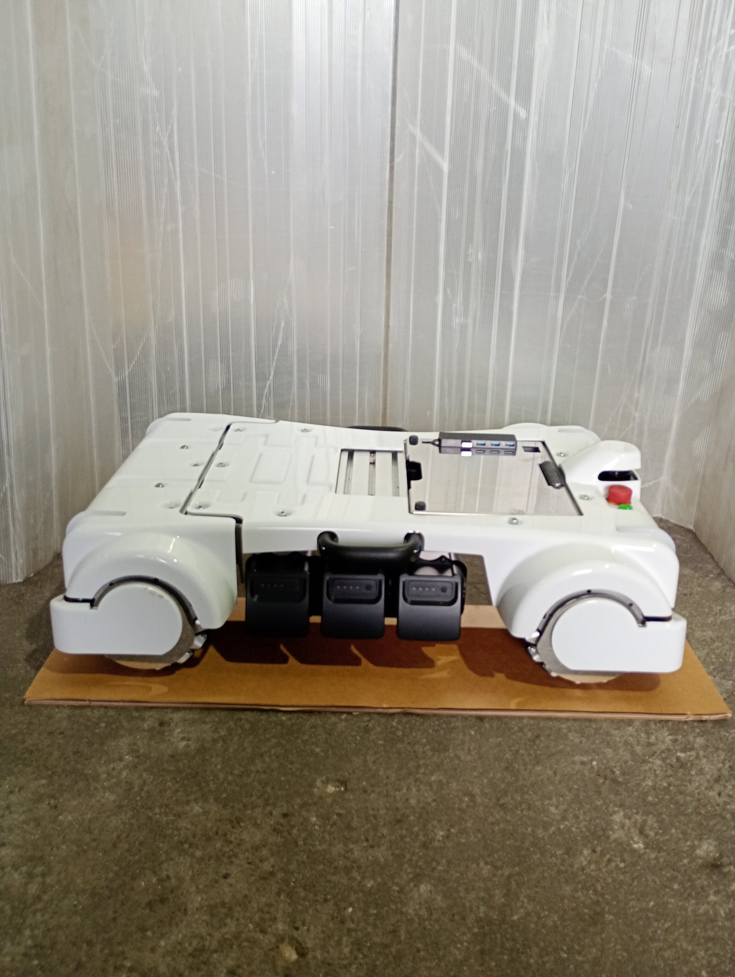 ＴＨＫ SEED Mover TypeG1 自律搬送ロボット台車 thk1-seedmovertypeg1-6001