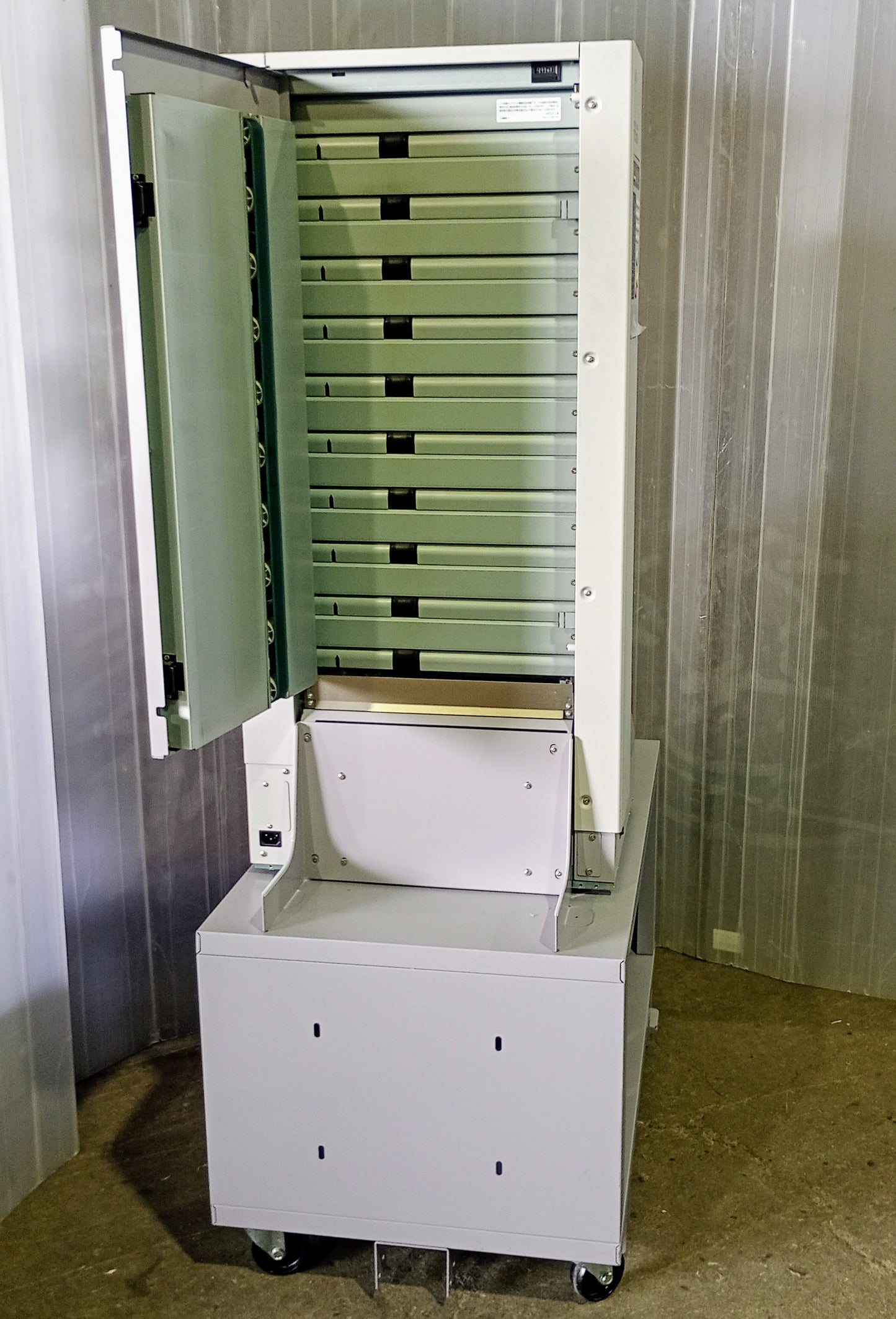 リソー TC3100 コロ式 丁合機 riso1-tc3100-1001