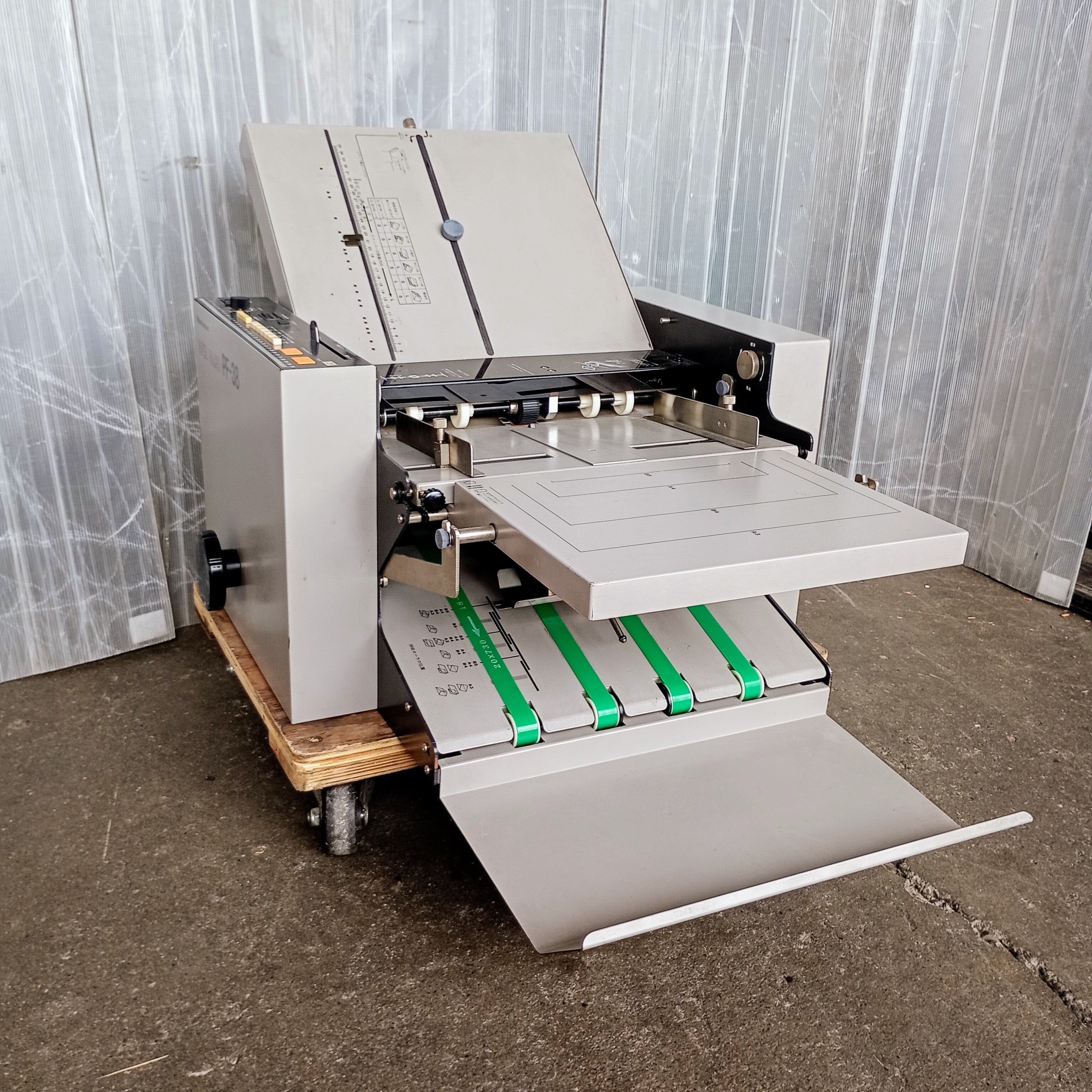 中古 ホリゾン PF-38 紙折り機 折り加工 紙工 フォルダー 卓上折機