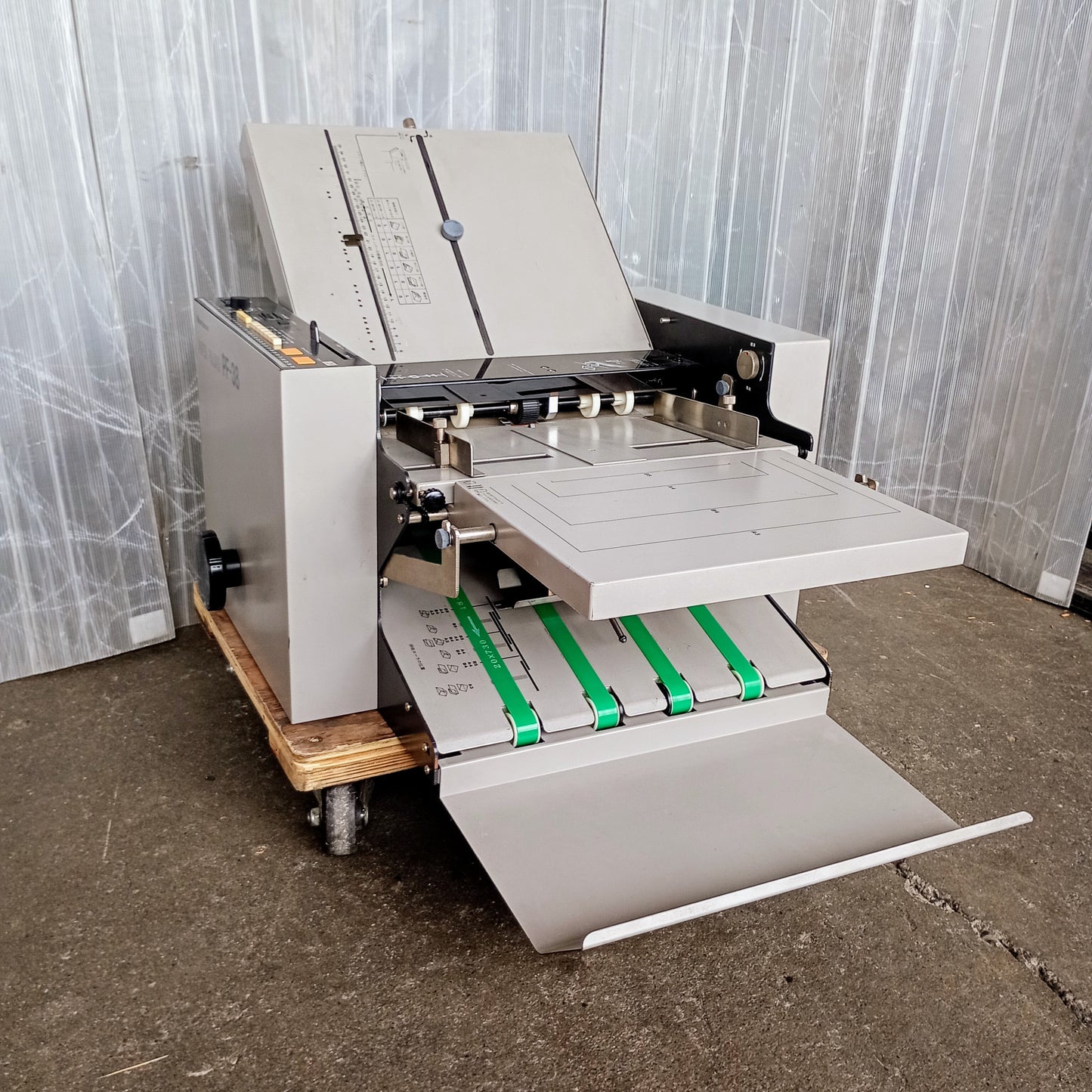 ホリゾン PF-38 紙折り機　horizon1-pf38-4001