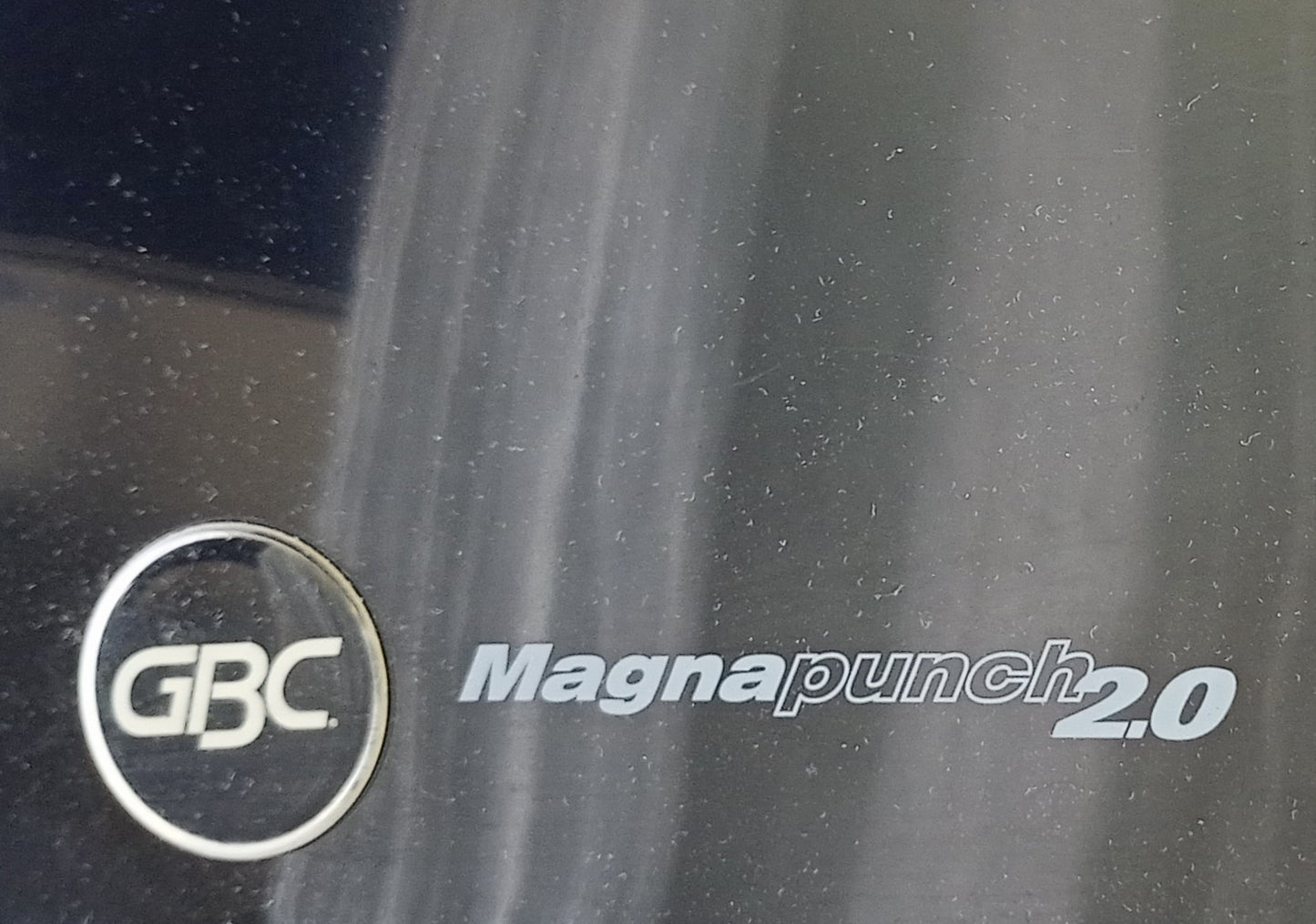 GBC MAGNAPUNCH 2.0 電動パンチ・ルーズリーフパンチ gbc1-magnapunch20-4001