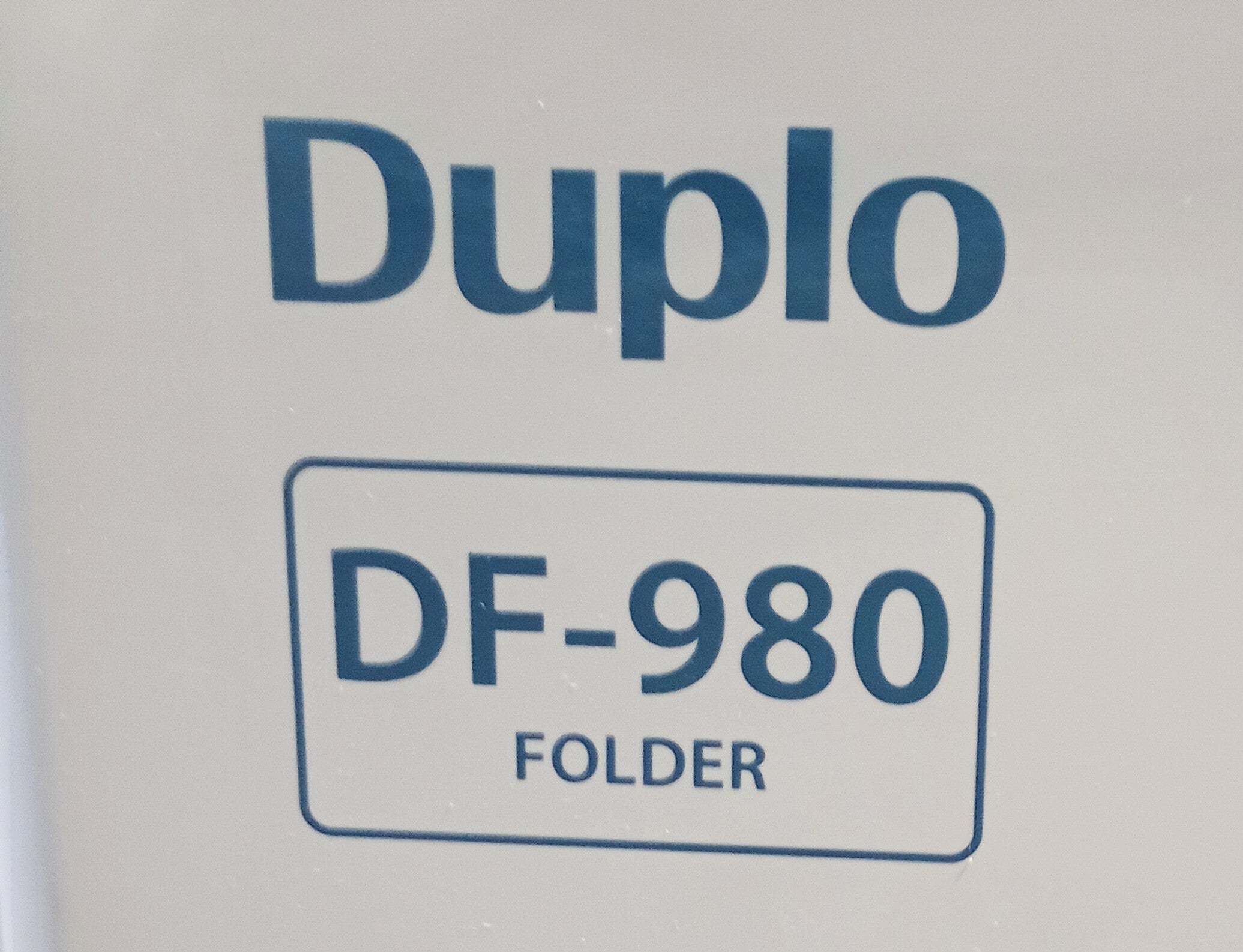 中古 デュプロ デュプロフォルダー DF-980 卓上紙折り機 A3ノビ対応
