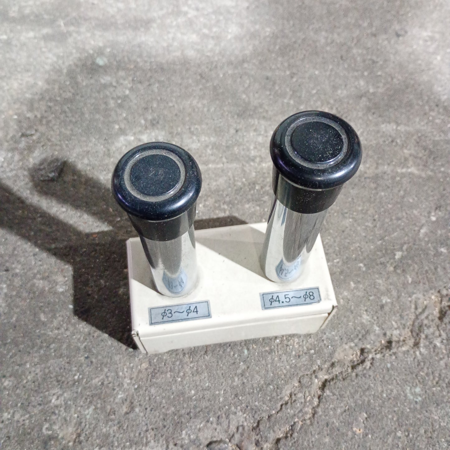 ウチダ 電動式　中空ドリル研磨器セット uchidatechno1-drillsharpener-0023