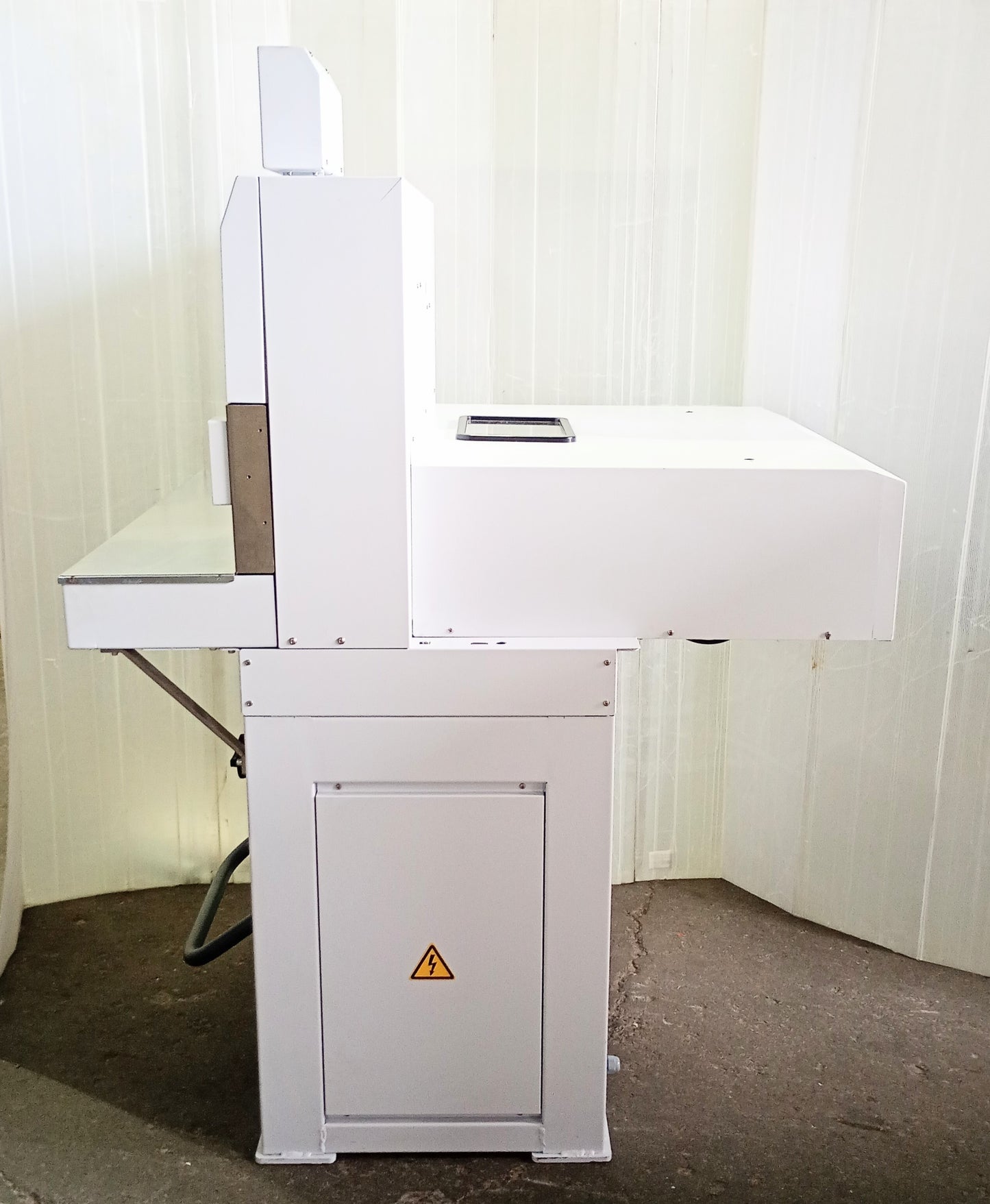 ホリゾン APC-48 電動断裁機 horizon1-apc48-5001