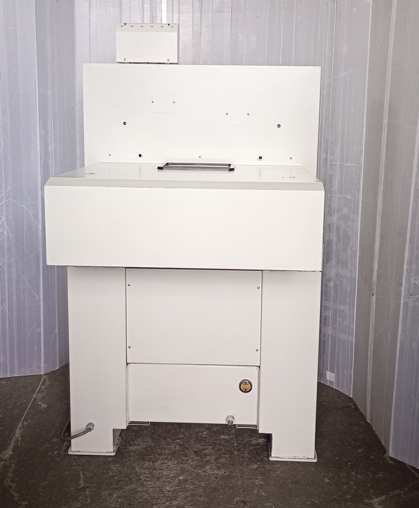 ホリゾン APC-48 コンピュータ式 油圧断裁機 horizon1-apc48-4001