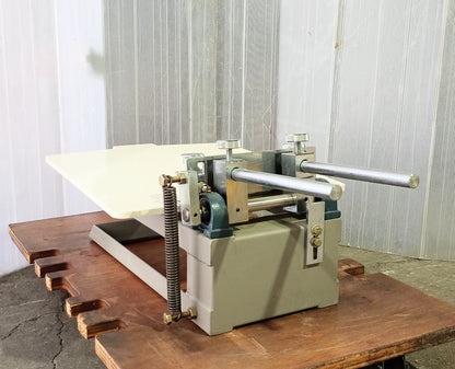 卓上・手動・単色シルクスクリーン印刷機 1stationscreenpress-9019