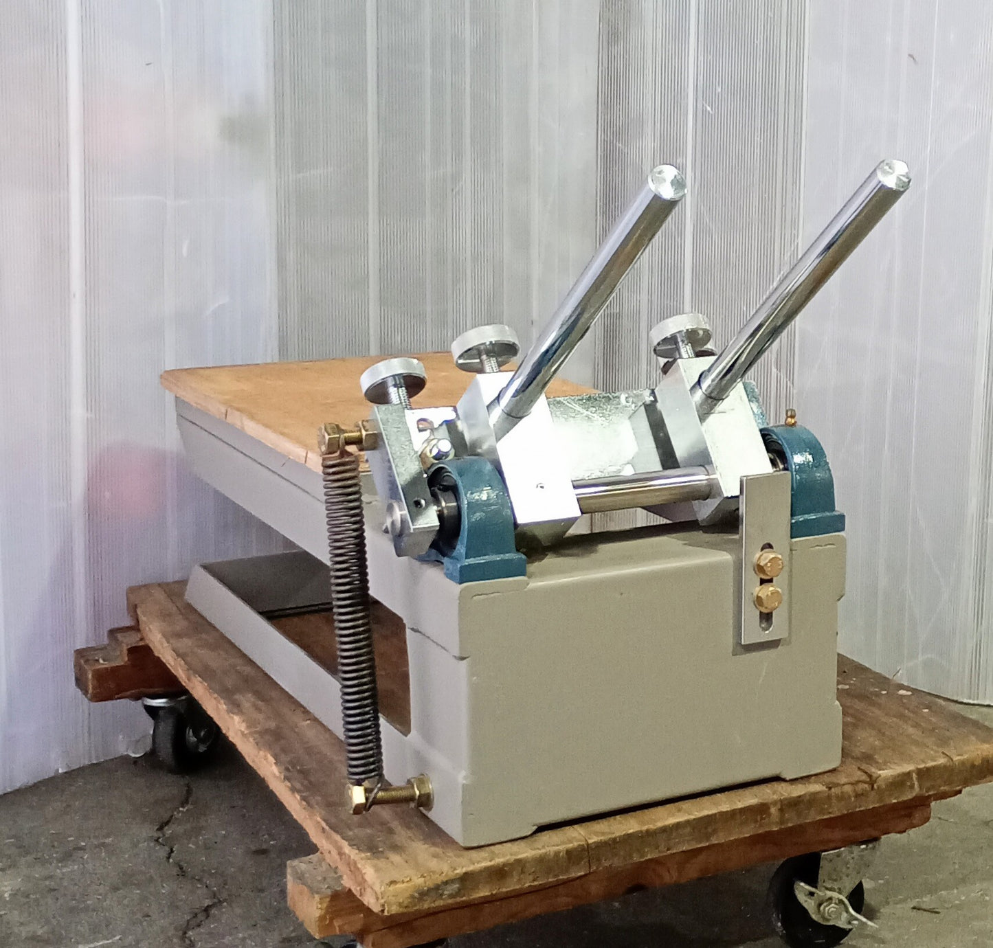 卓上・手動・単色シルクスクリーン印刷機 1stationscreenpress-9013