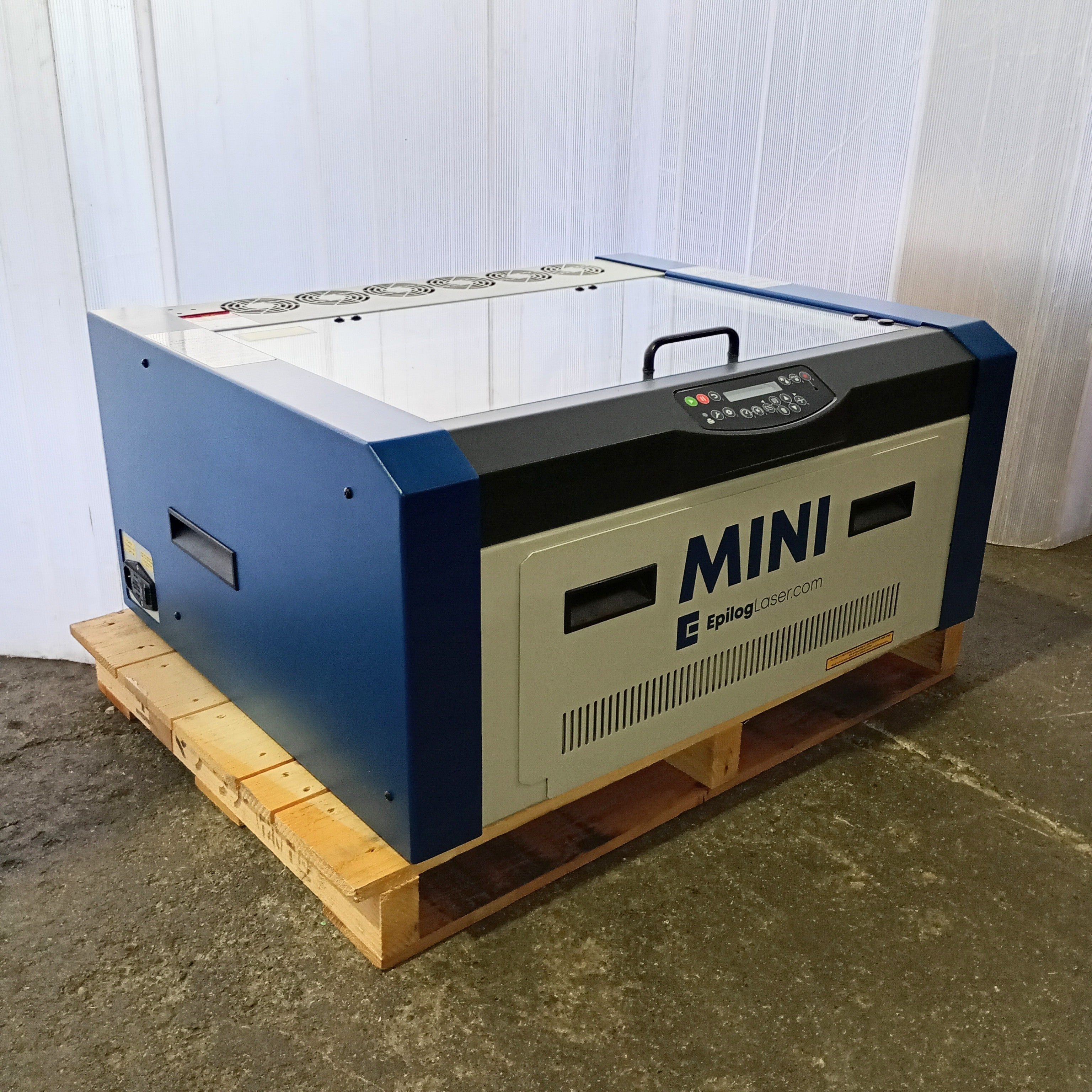 中古 EpilogLaser MINI18 レーザー加工機 CO₂レーザー加工機 レーザー