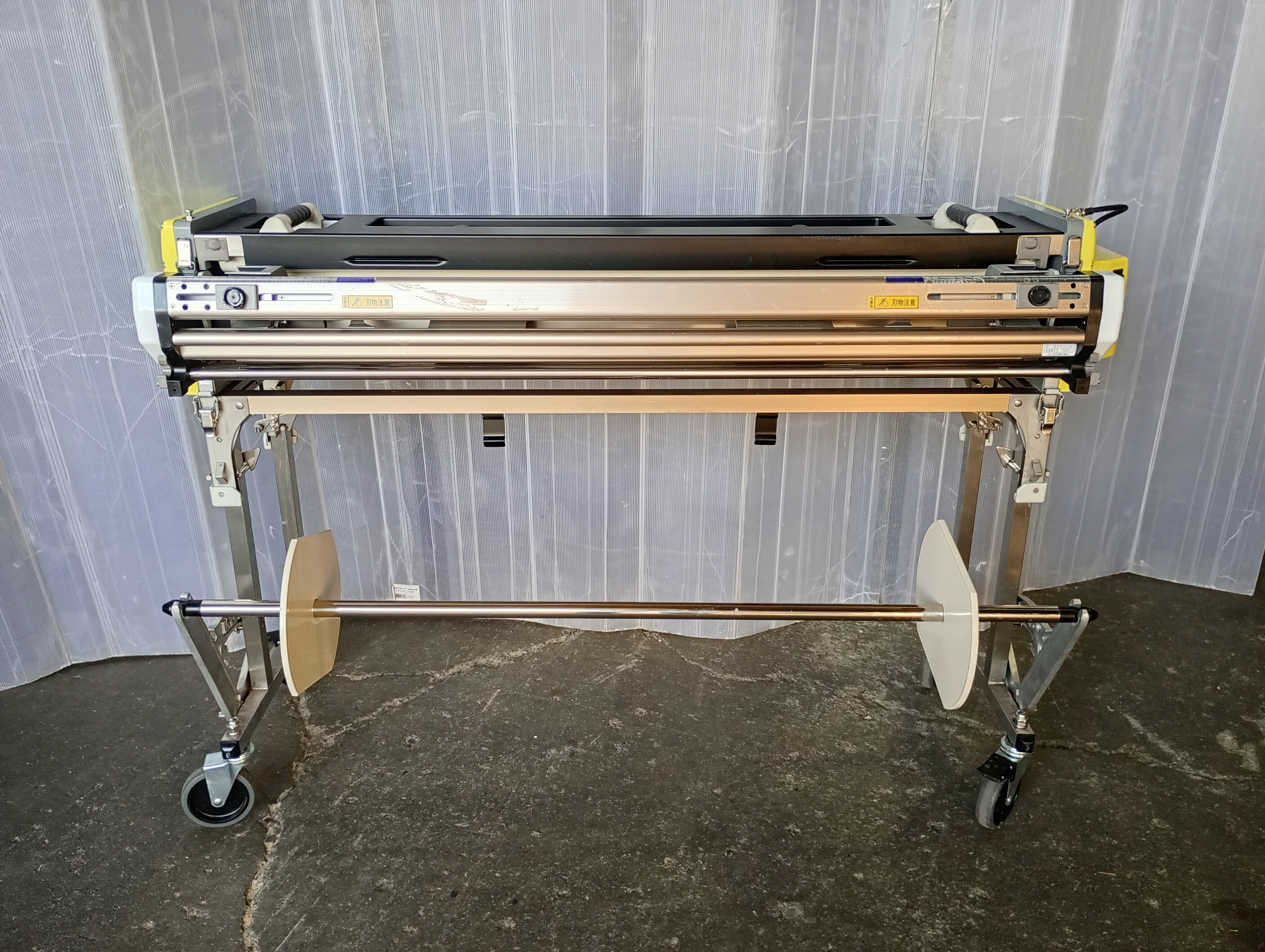KLASS  プライムミュースリー　自動糊付け機　箱傷み有り 楽天市場】廃番：KLASS(極東産機) 自動壁紙糊付機 プライムミュー