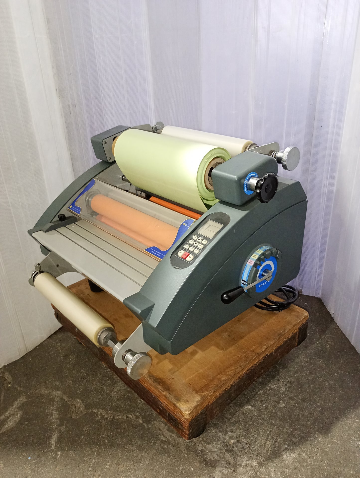 日本オフィスラミネーター RSL-382S　ホット＆コールドラミネーター jol1-rsl382s-7001